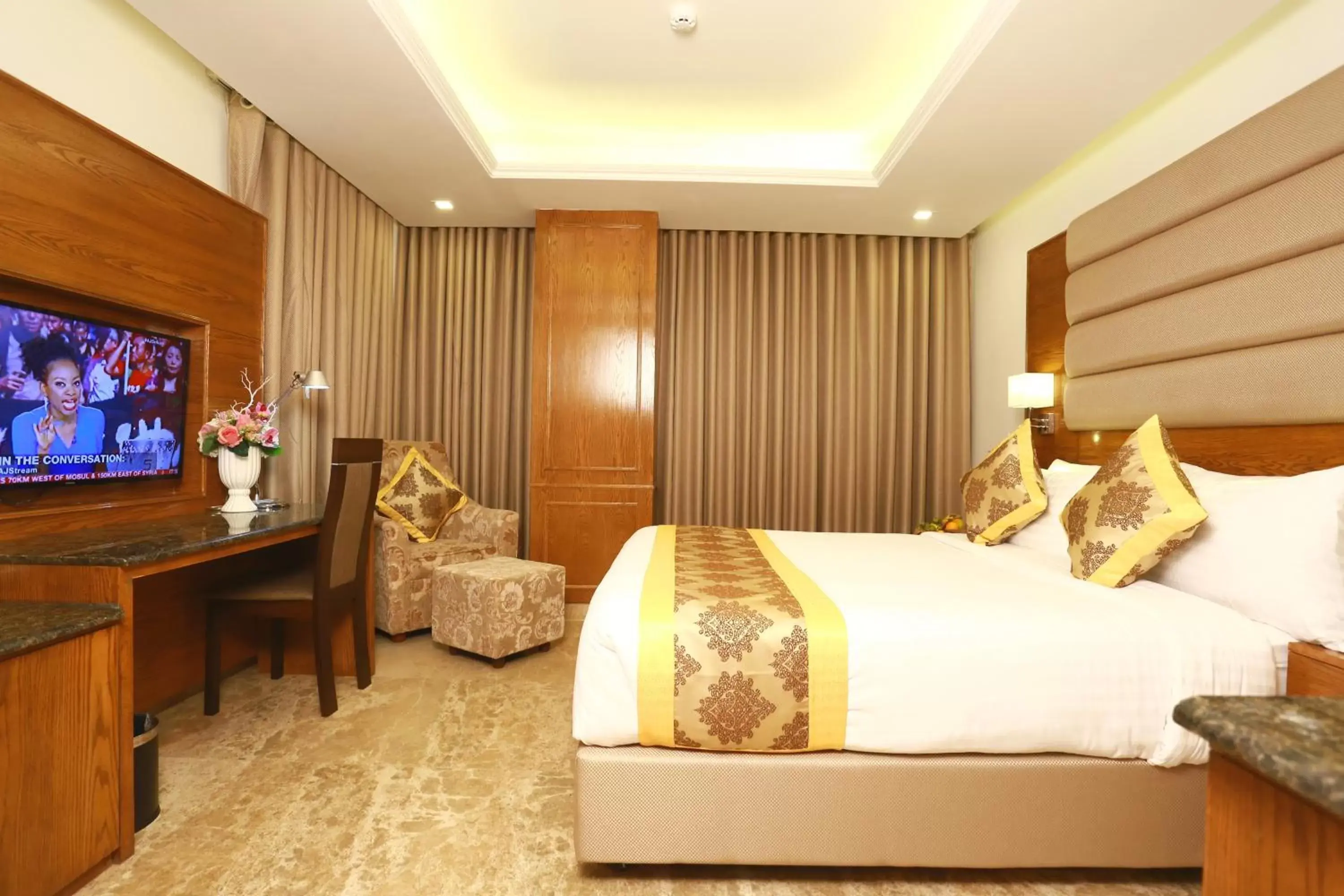 Bed in Marino Royal Hotel Bed in Marino Royal Hotel