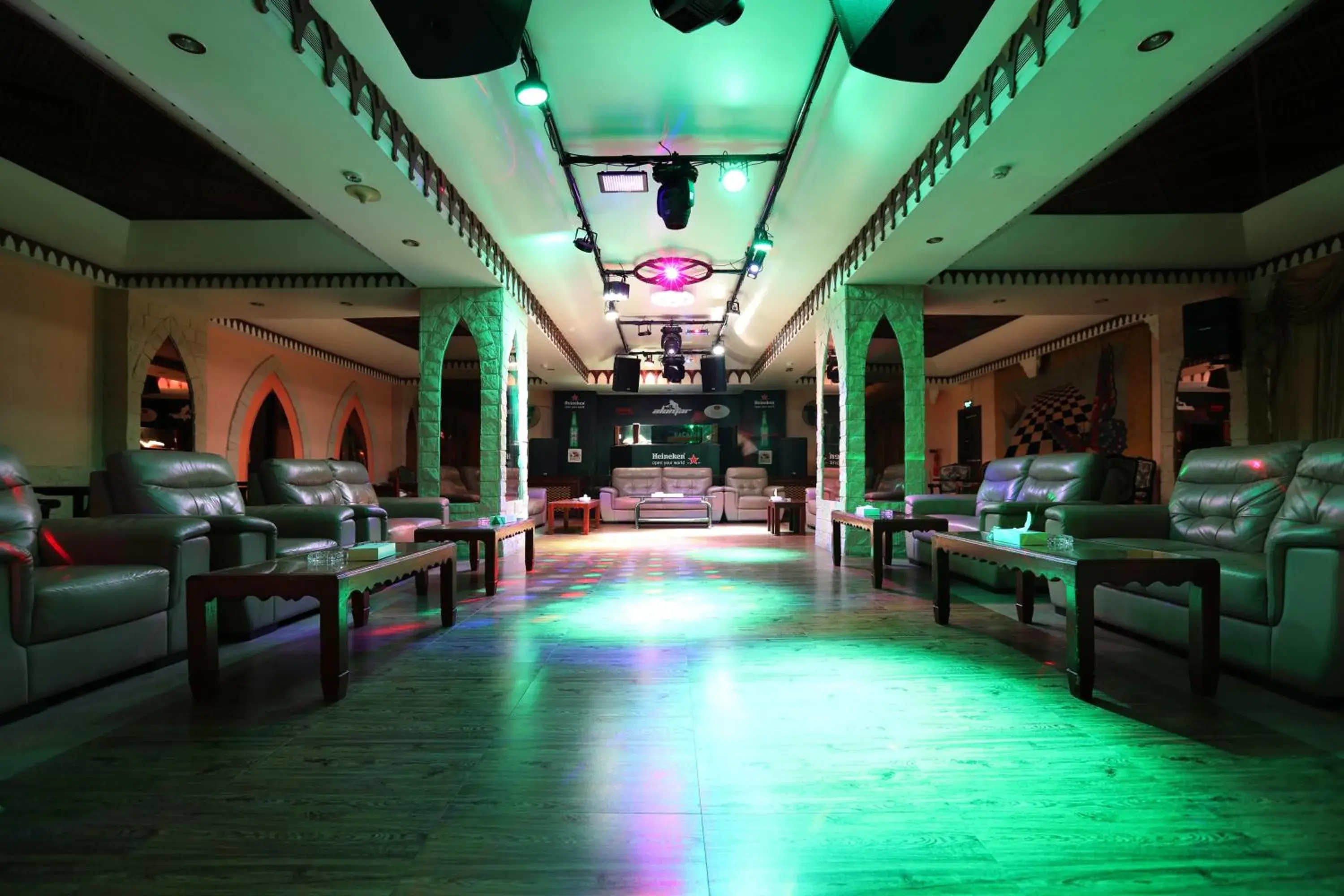 Nightclub / DJ in Delmon International Hotel