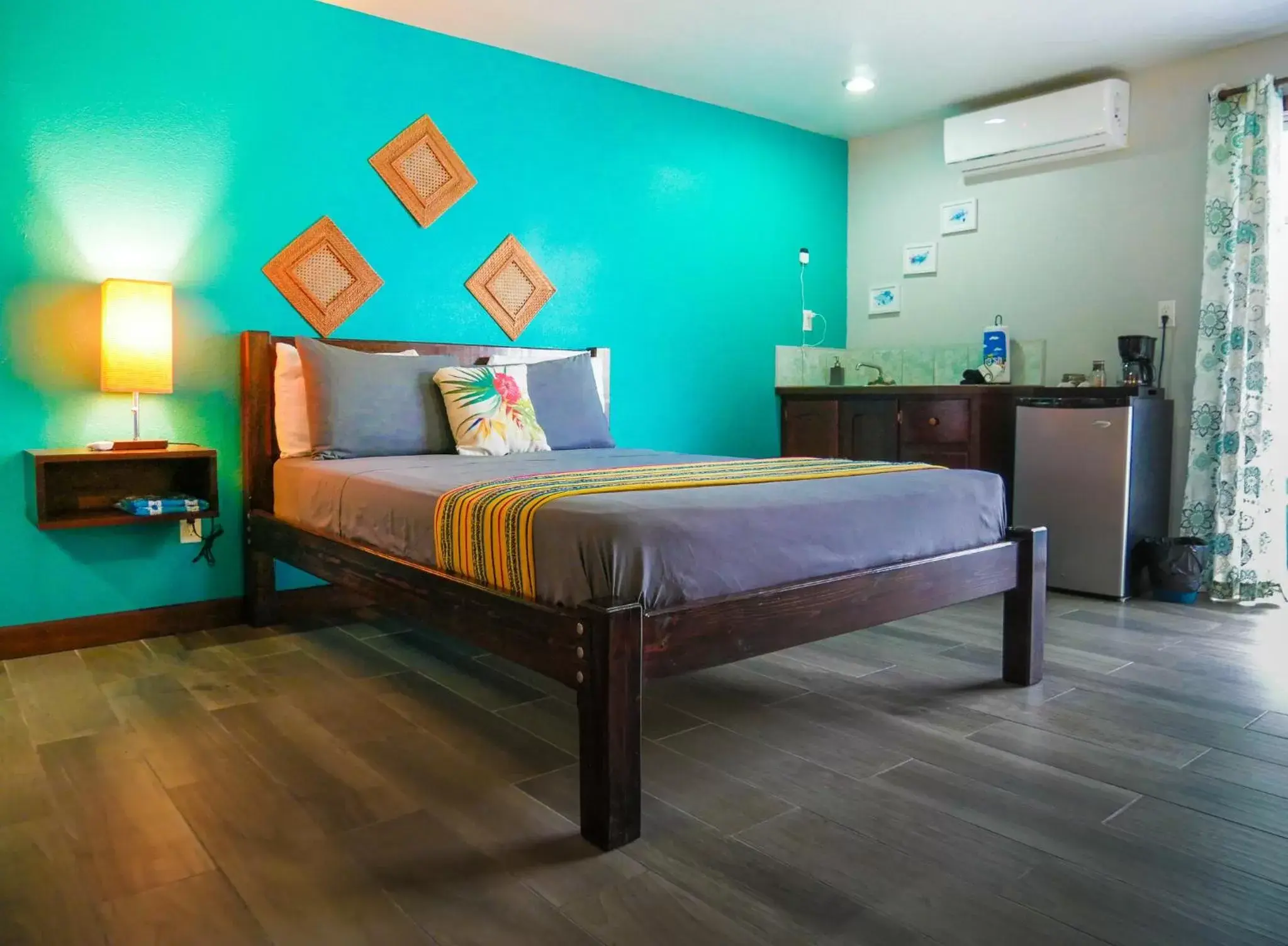 Bedroom, Bed in Drift Inn San Pedro