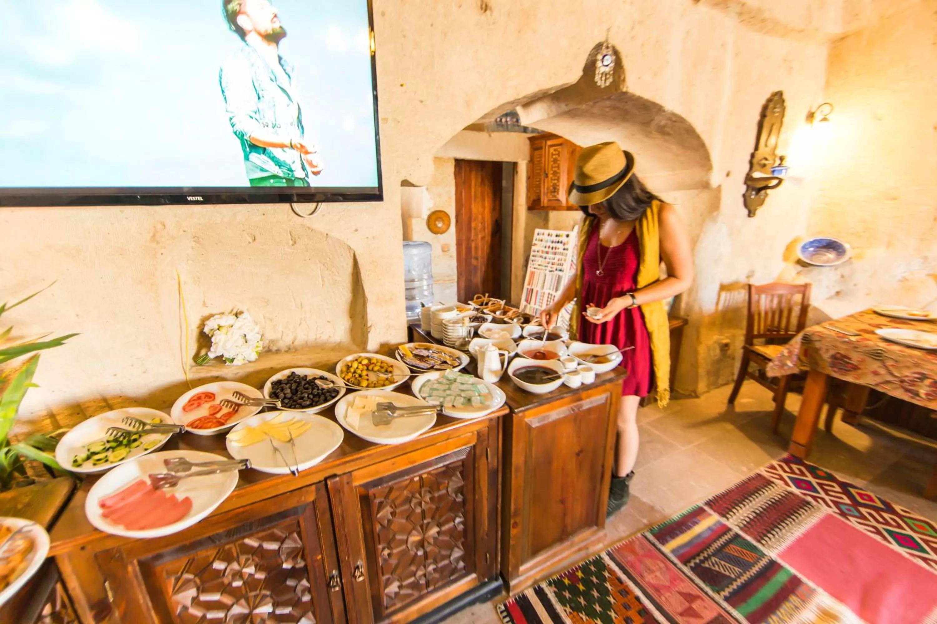 Guests in Tulip Cave Suites