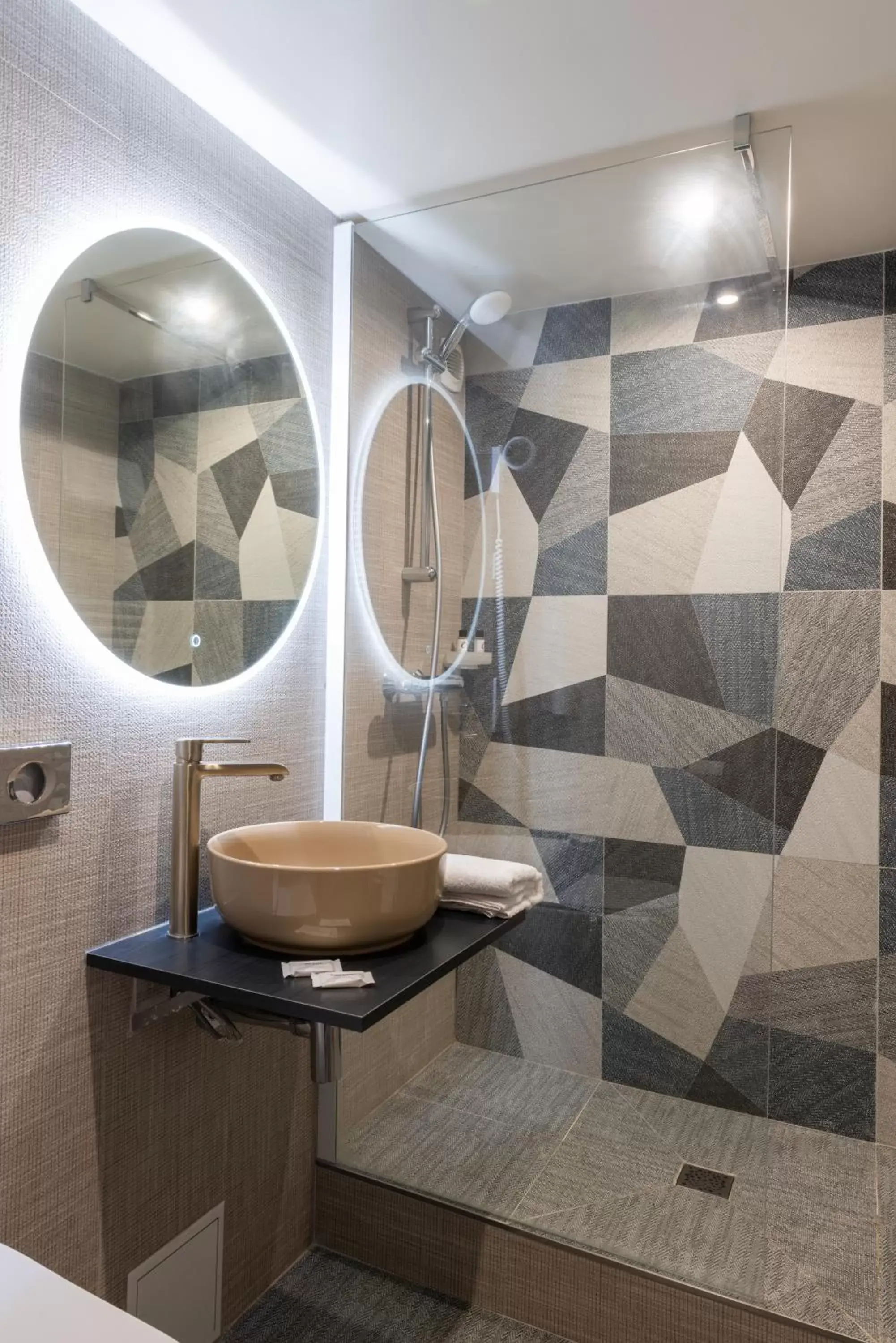 Shower, Bathroom in The Originals City, Hôtel Rennes Sud (Inter-Hotel)