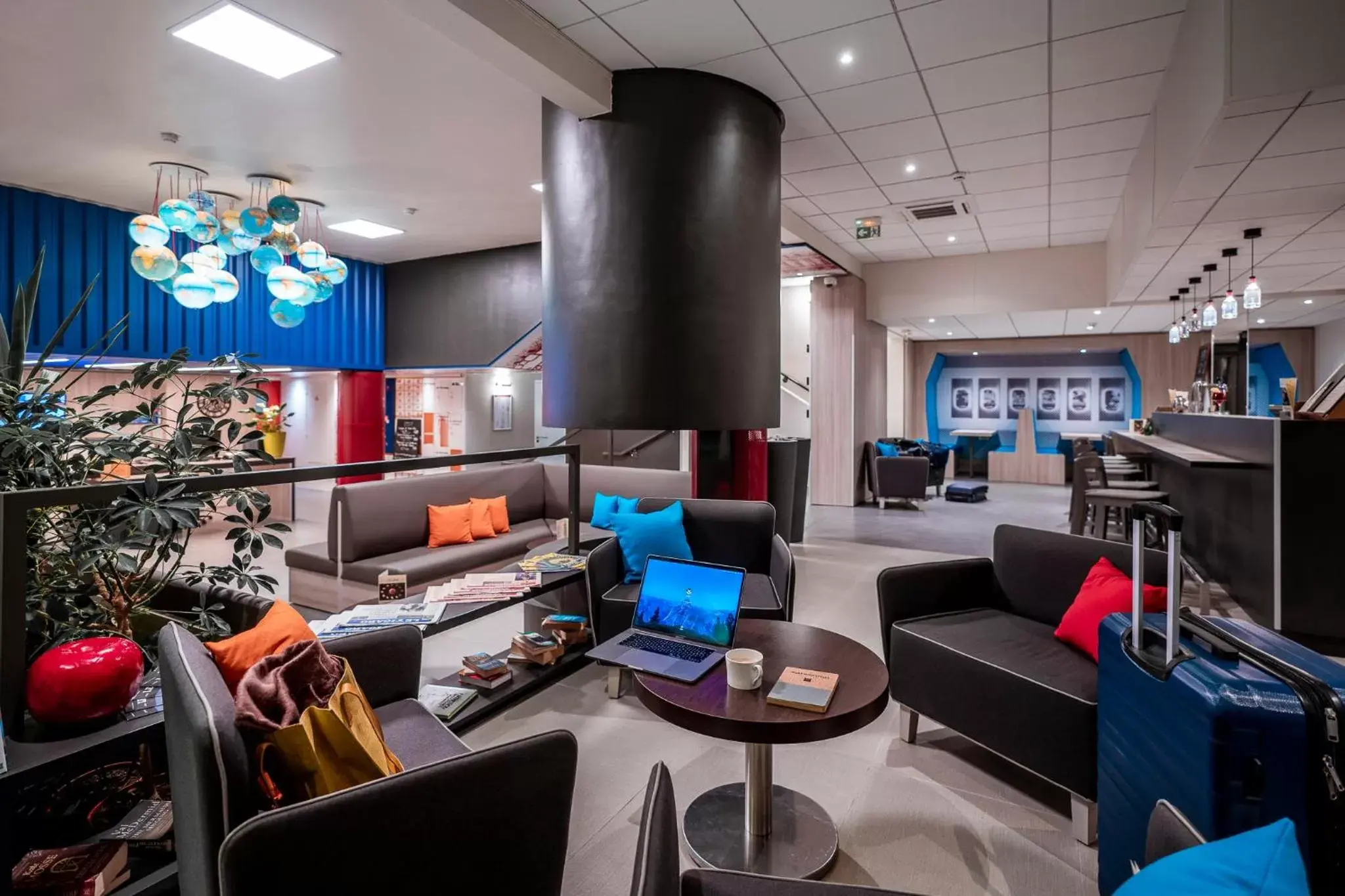 Lobby or reception, Restaurant/Places to Eat in ibis Styles Beauvais