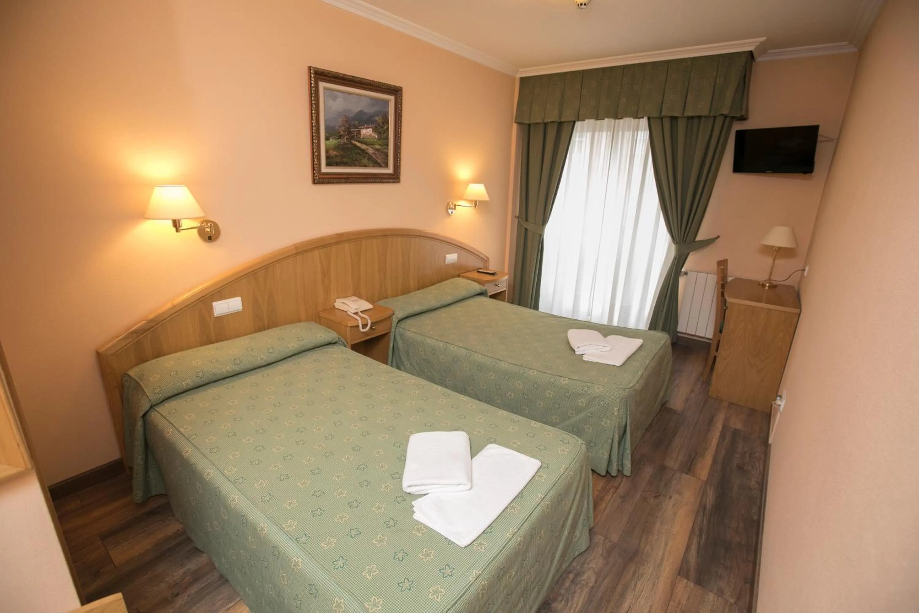 Photo of the whole room, Bed in Hotel PAYRO