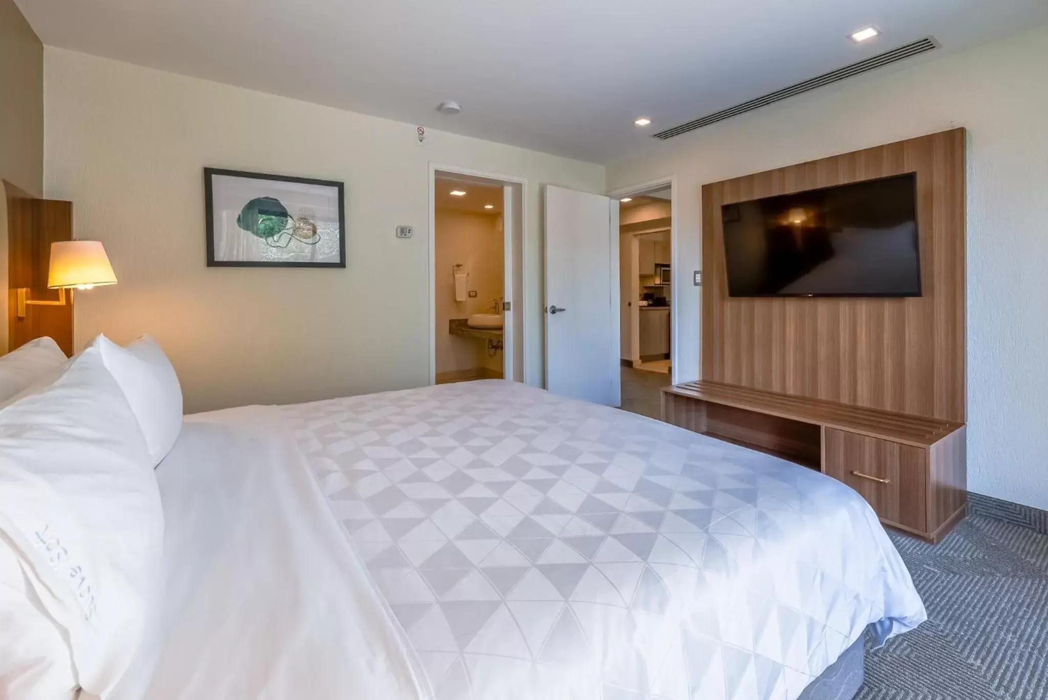 Bedroom, Bed in Holiday Inn - San Jose La Sabana, an IHG Hotel