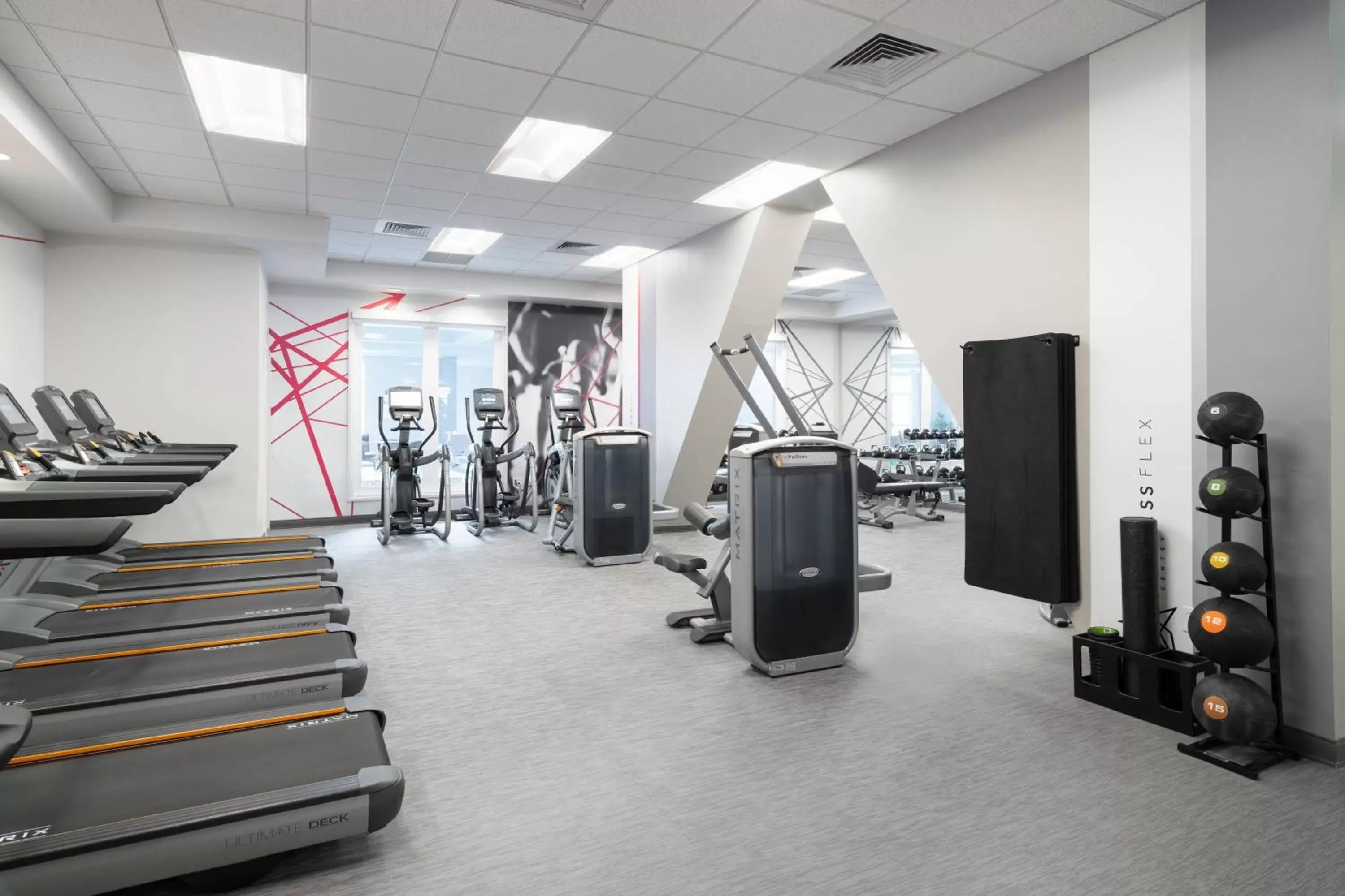 Fitness centre/facilities, Fitness Center/Facilities in Mystic Marriott Hotel and Spa