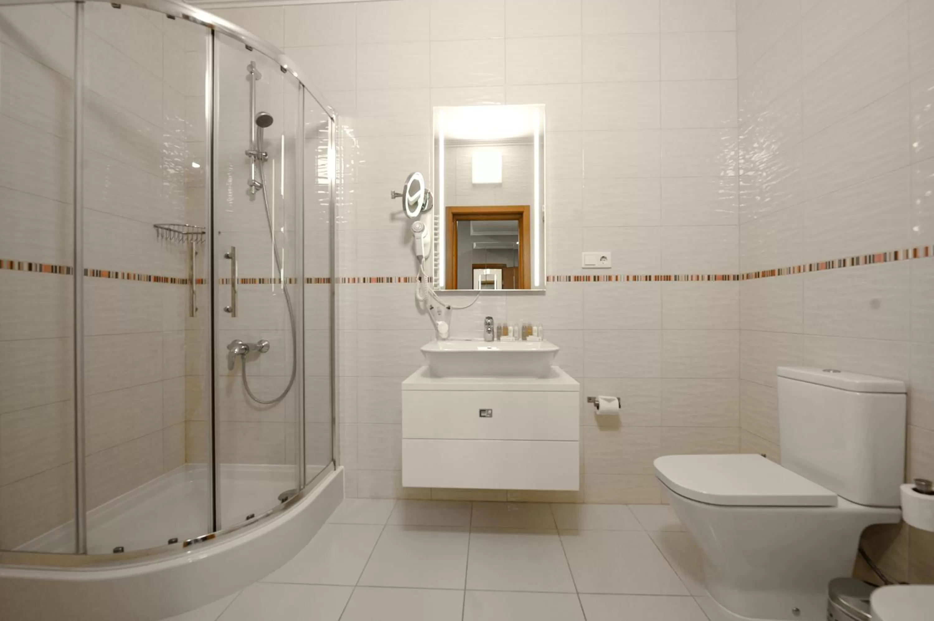 Bathroom in Rivoli Hotel