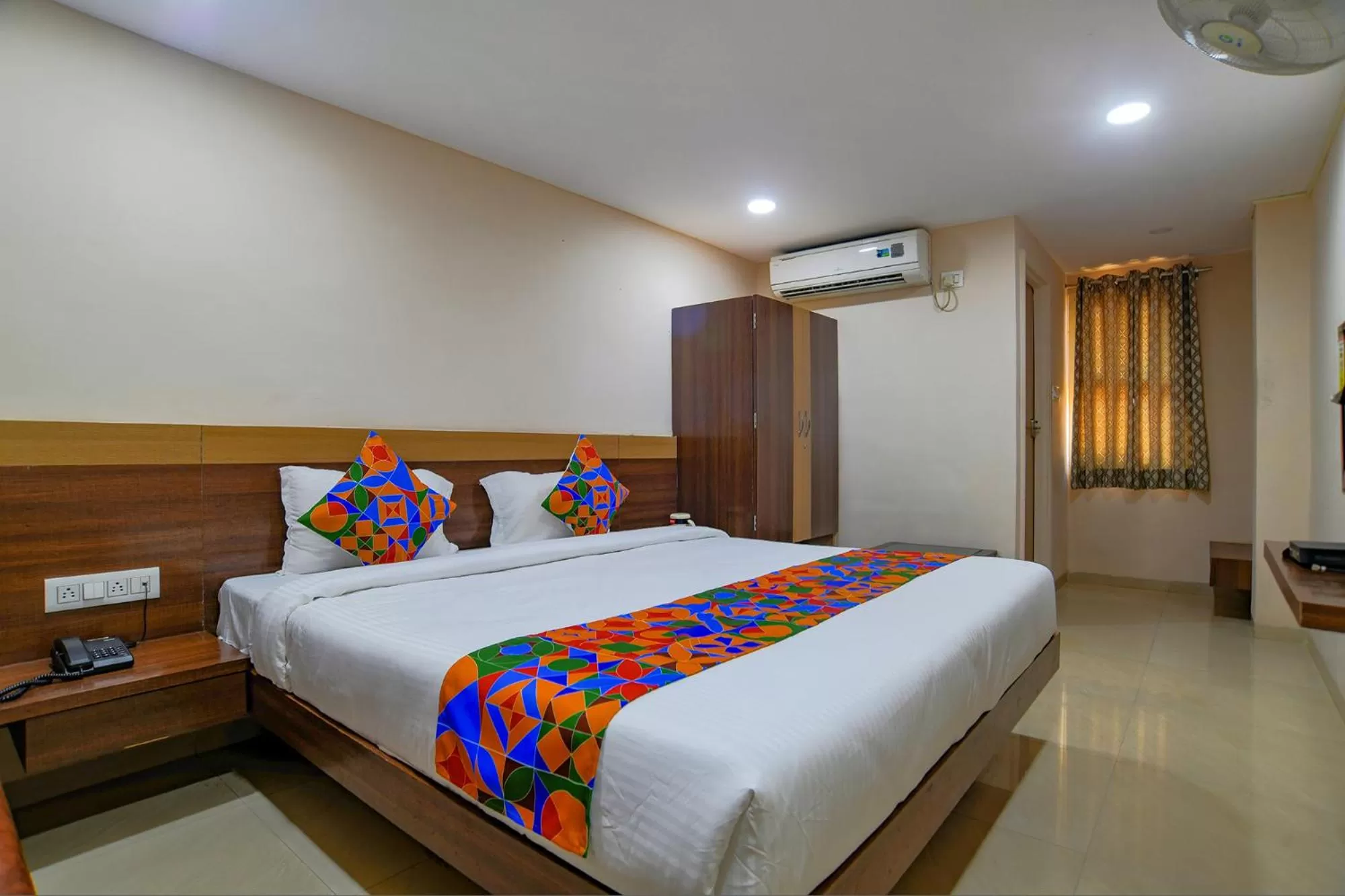 Bed in FabHotel Pishori