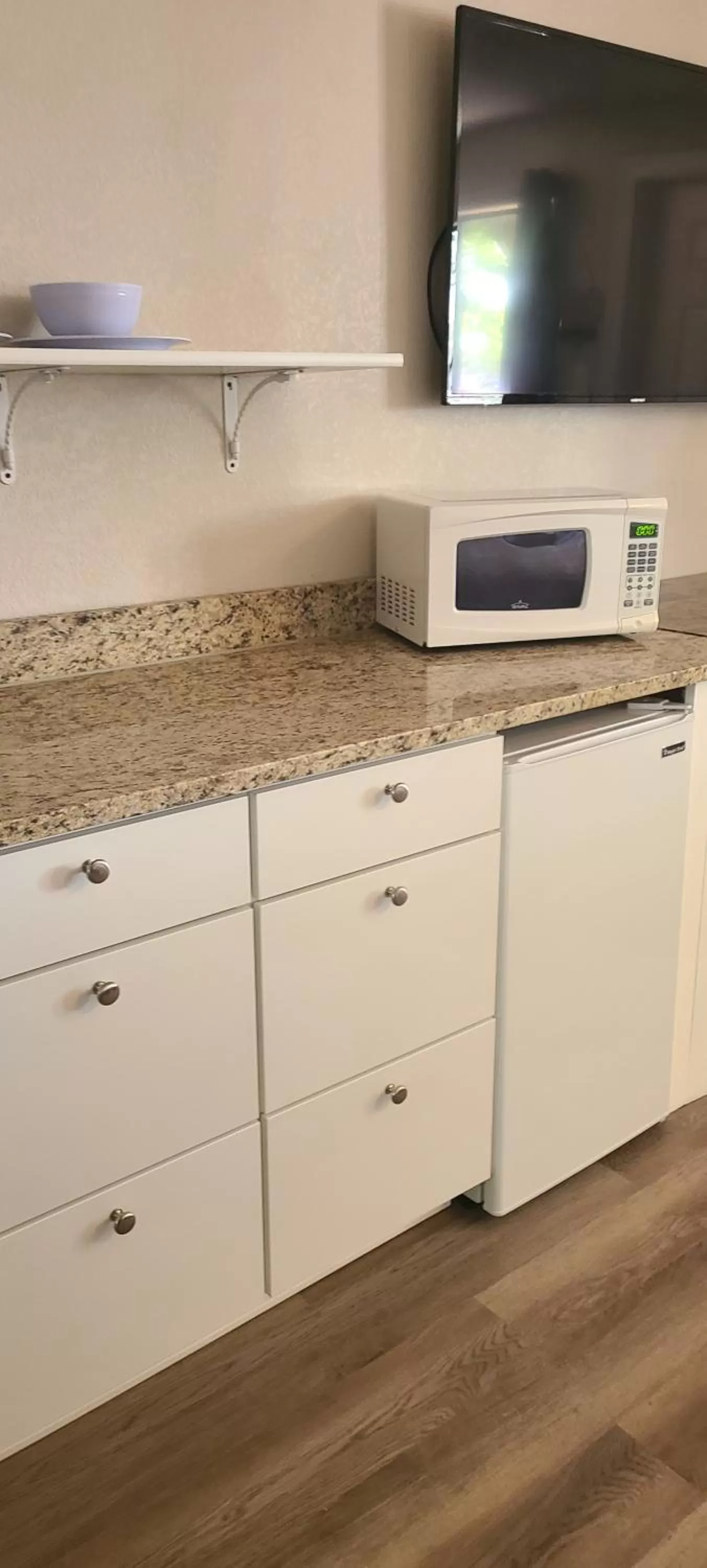 Kitchen or kitchenette in Red Rock Motel and Dam Motel
