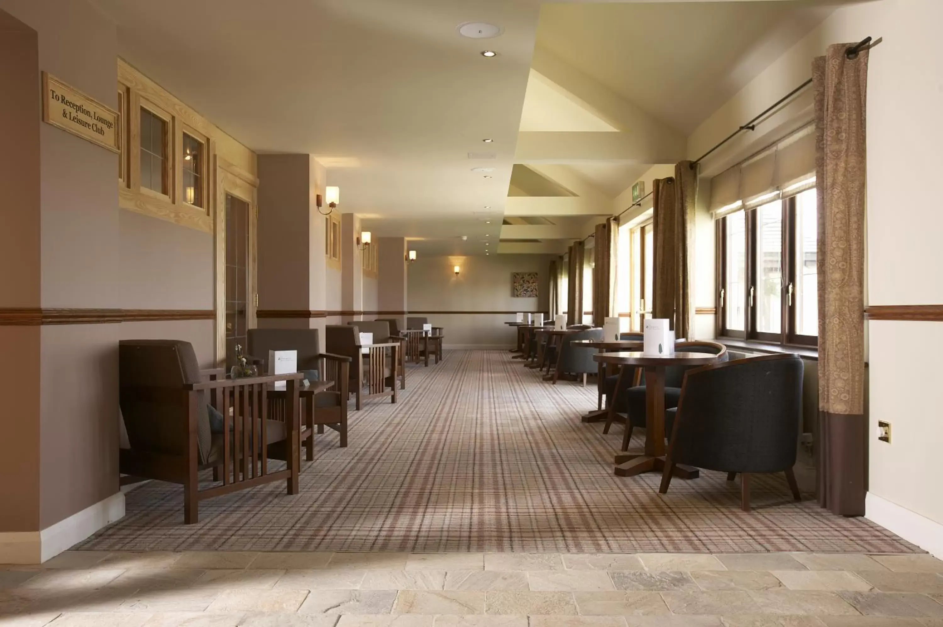 Business facilities, Restaurant/Places to Eat in Lancaster House Hotel