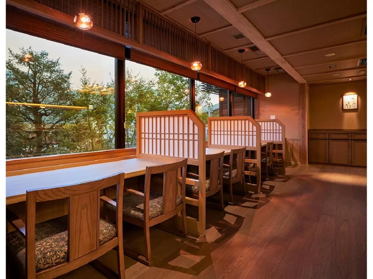 Restaurant/places to eat in Yukinohana