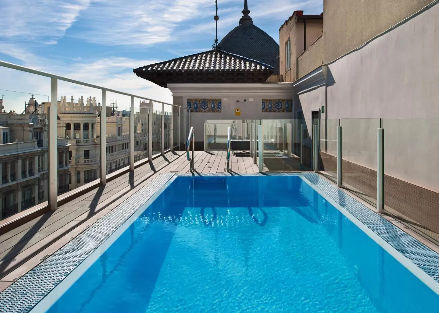 Swimming Pool in Catalonia Gran Vía Madrid