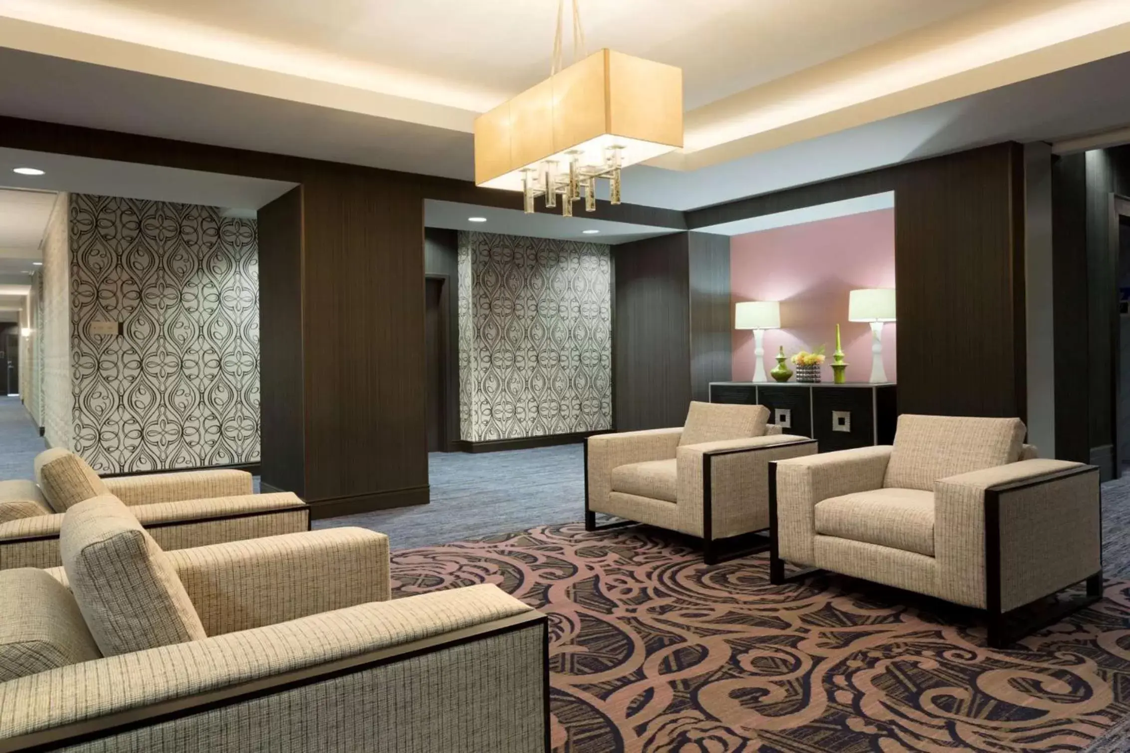 Lobby or reception, Seating Area in Embassy Suites Louisville Downtown