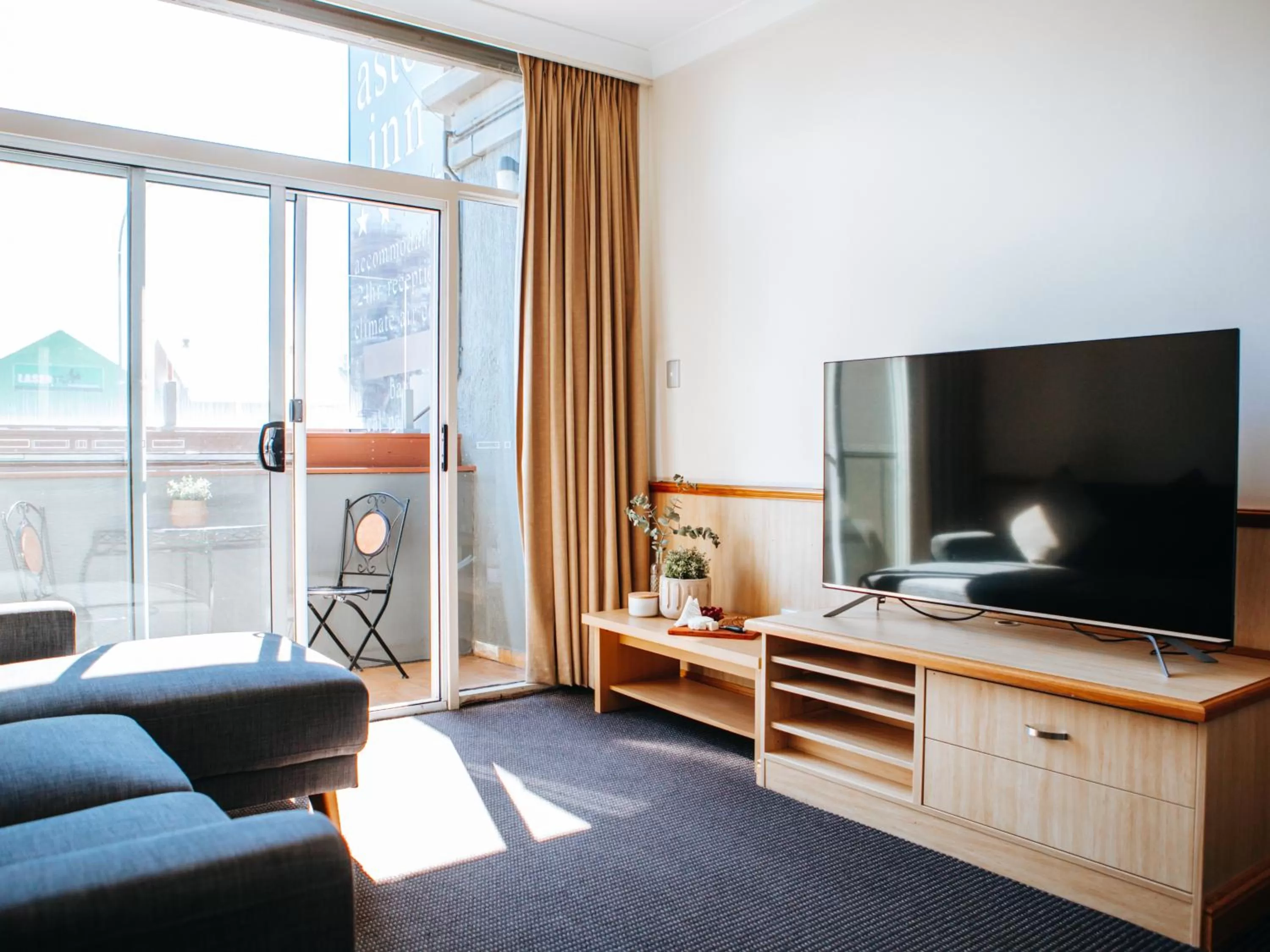 Balcony/Terrace in Astor Inn