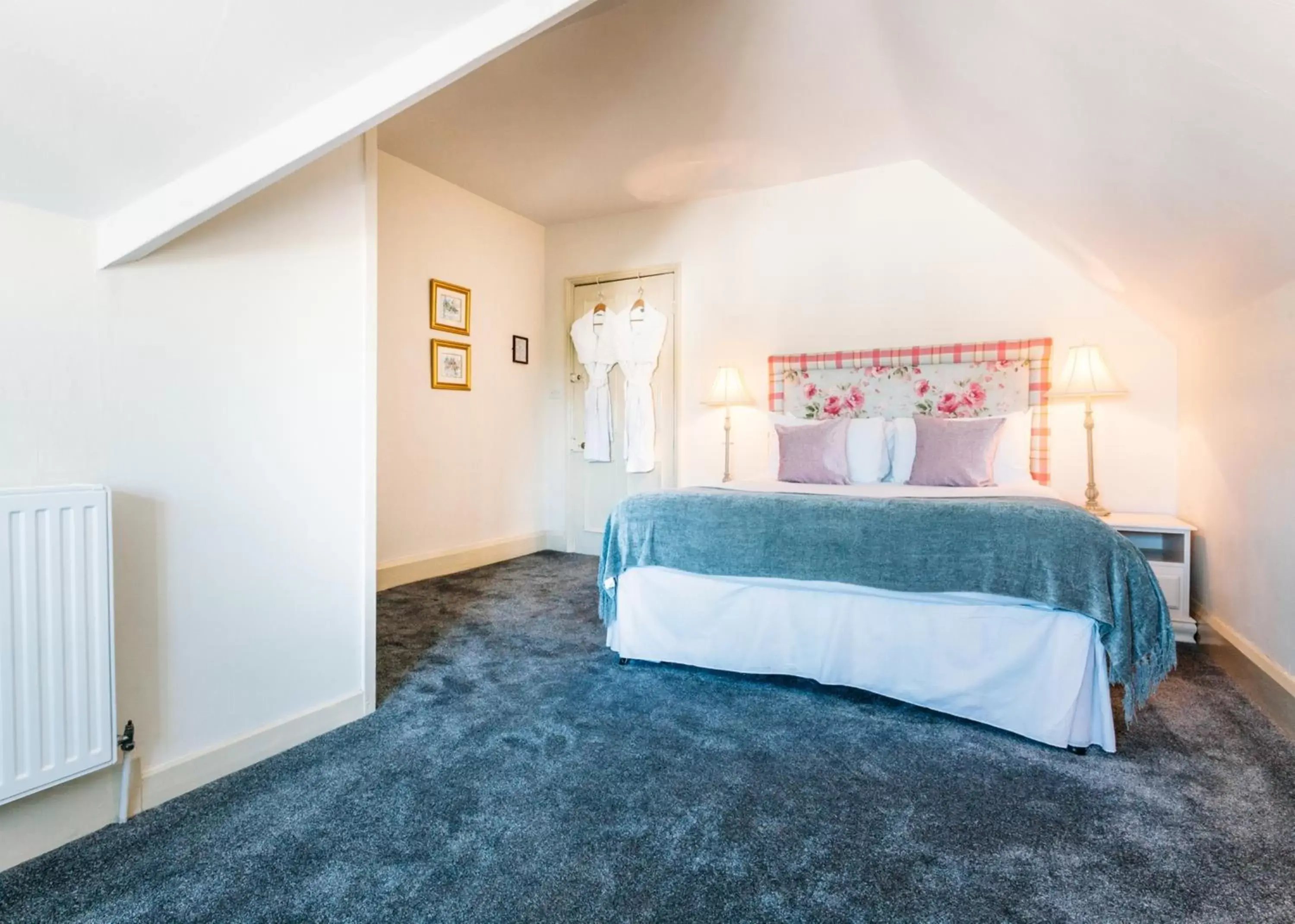 Bedroom, Bed in Colwall Park - Hotel, Bar & Restaurant Bedroom, Bed in Colwall Park - Hotel, Bar & Restaurant