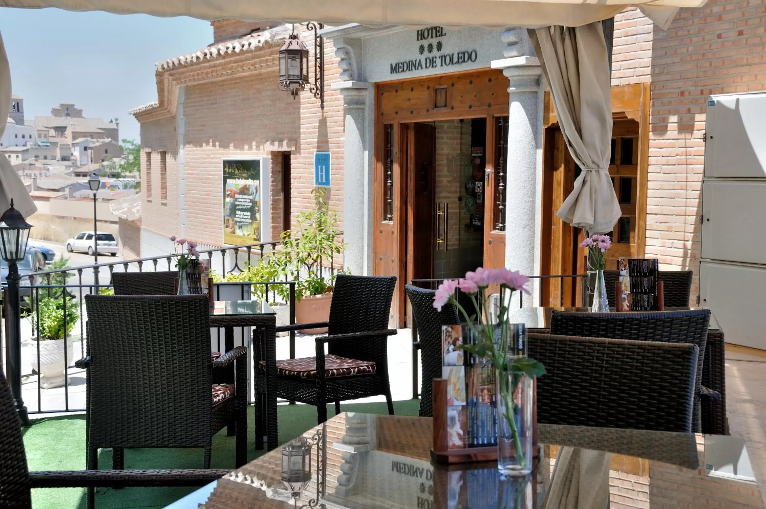 Facade/entrance, Restaurant/Places to Eat in Hotel Medina de Toledo