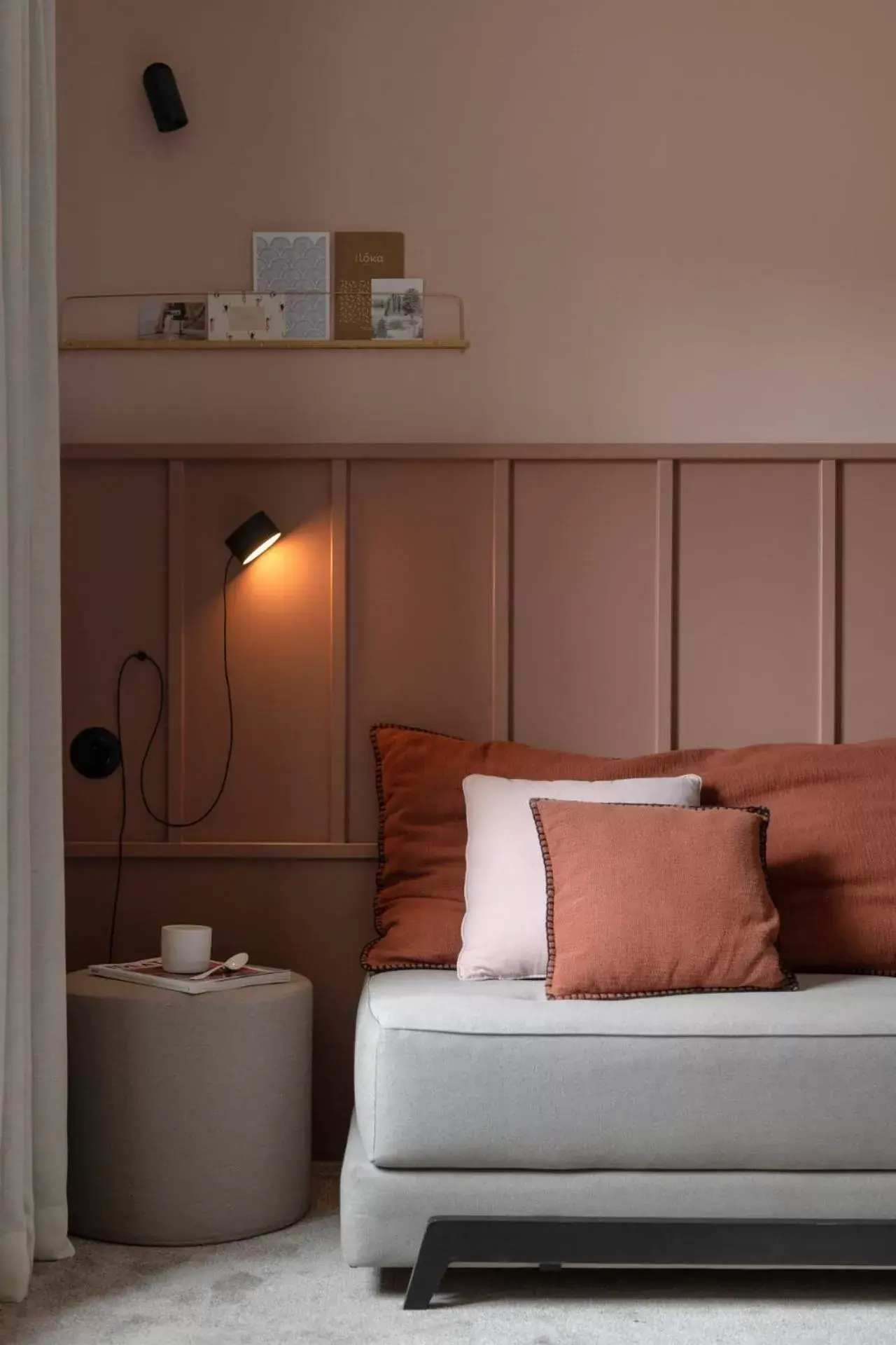 Seating area, Bed in Hôtel Le Prieuré