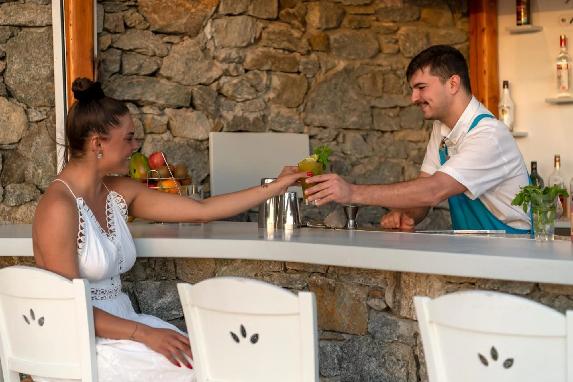 Lounge or bar in Makis Place