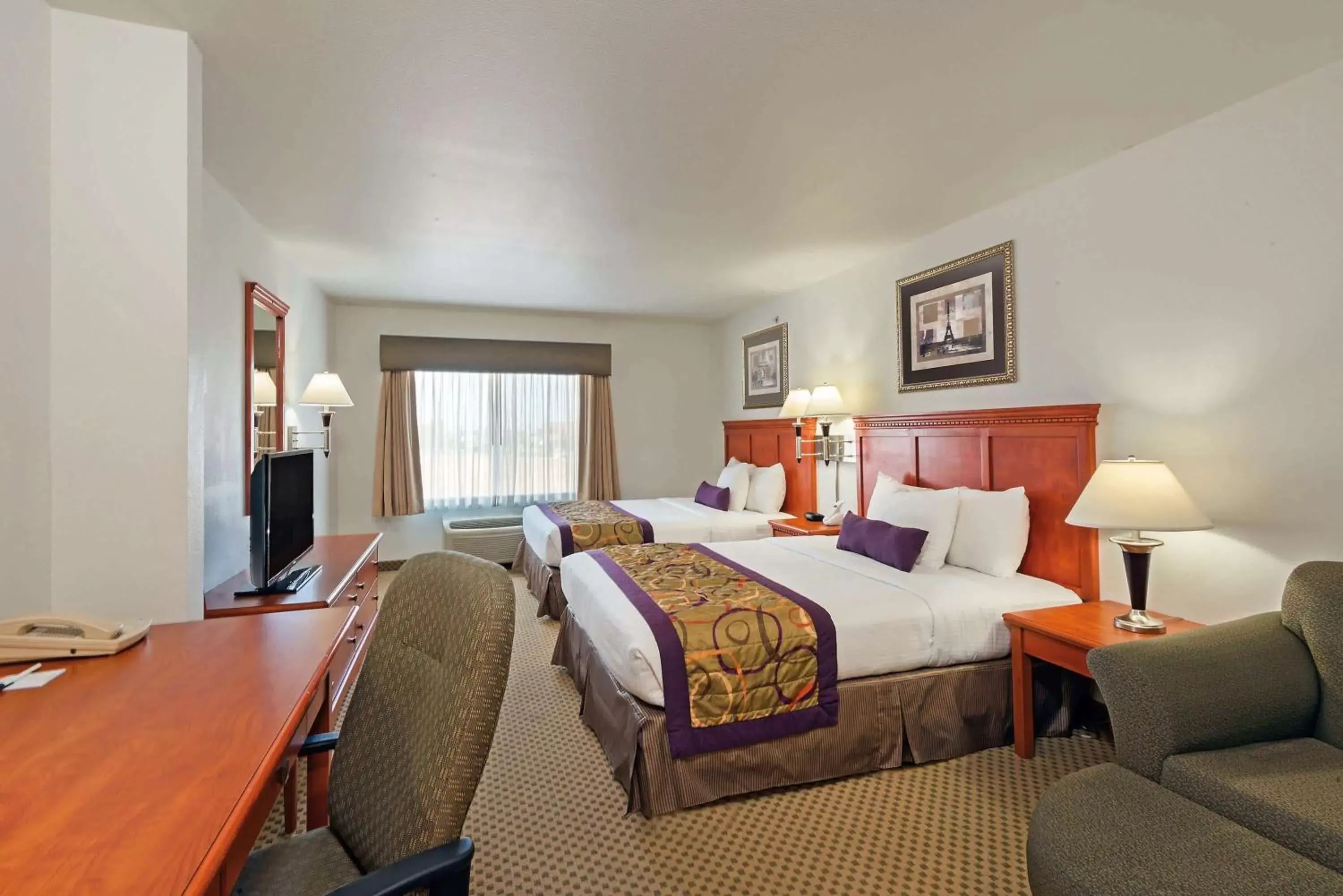 Deluxe Queen Room with Two Queen Beds in La Quinta by Wyndham Kennewick