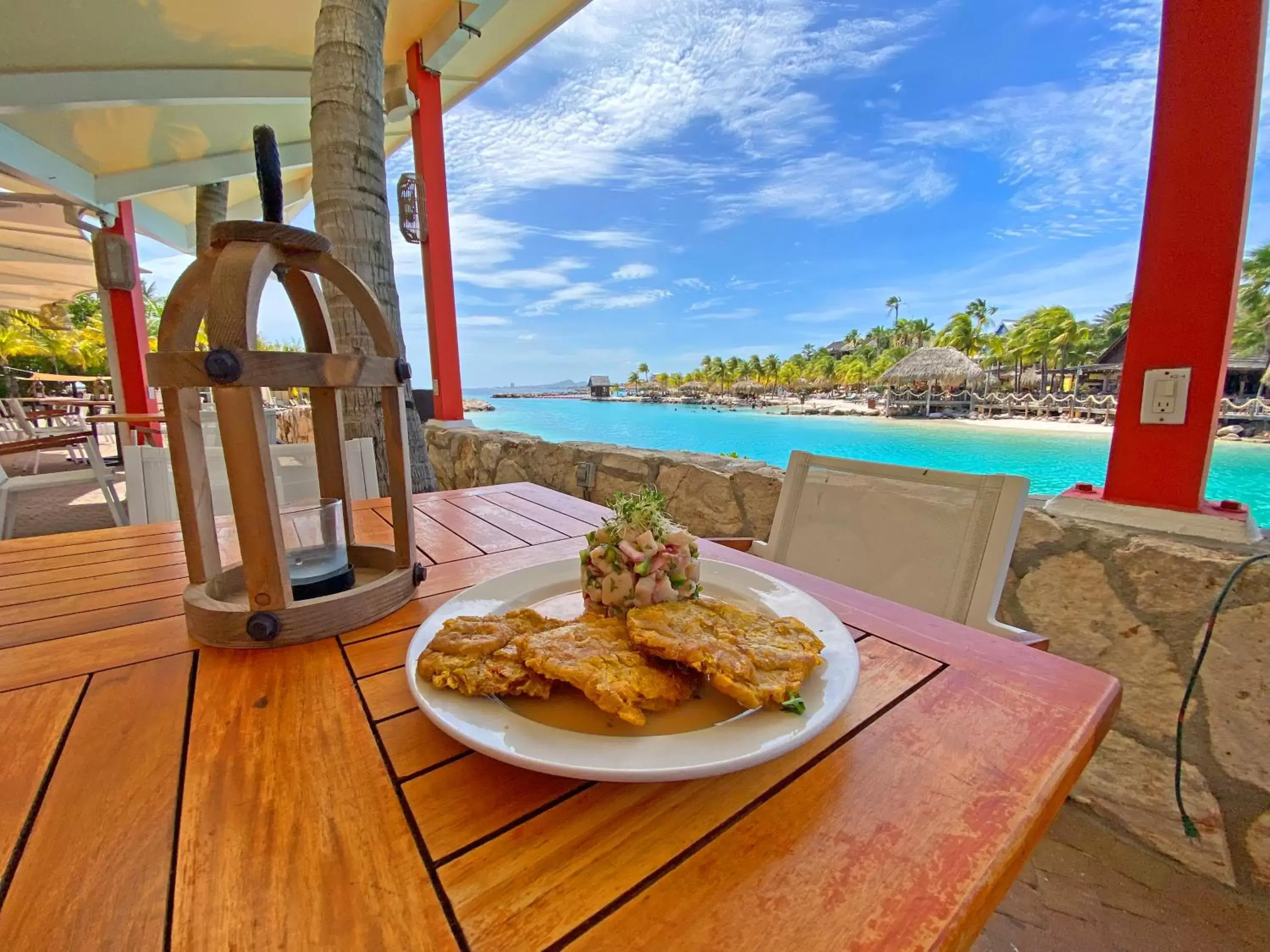 Food in The Royal Sea Aquarium Resort