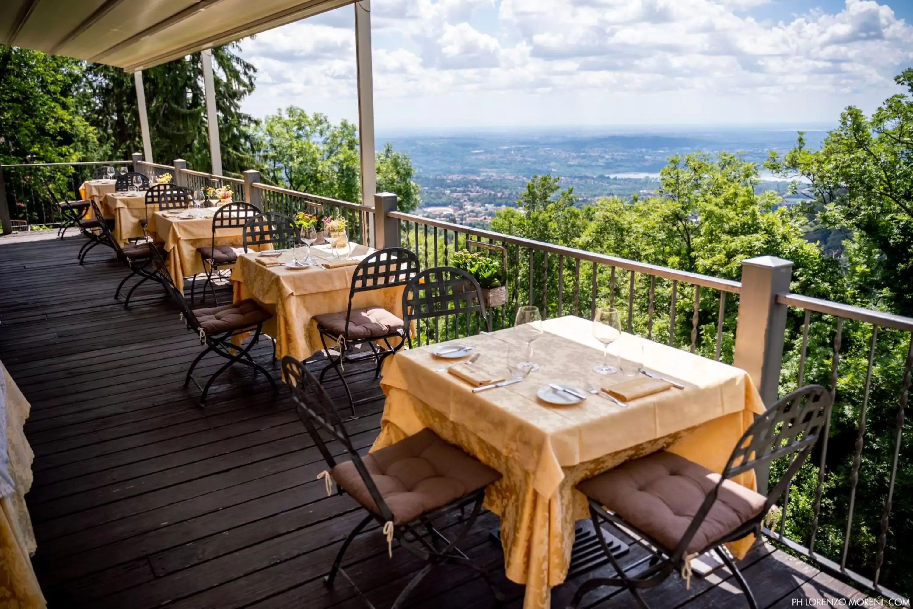 Balcony/Terrace, Restaurant/Places to Eat in Hotel Colonne