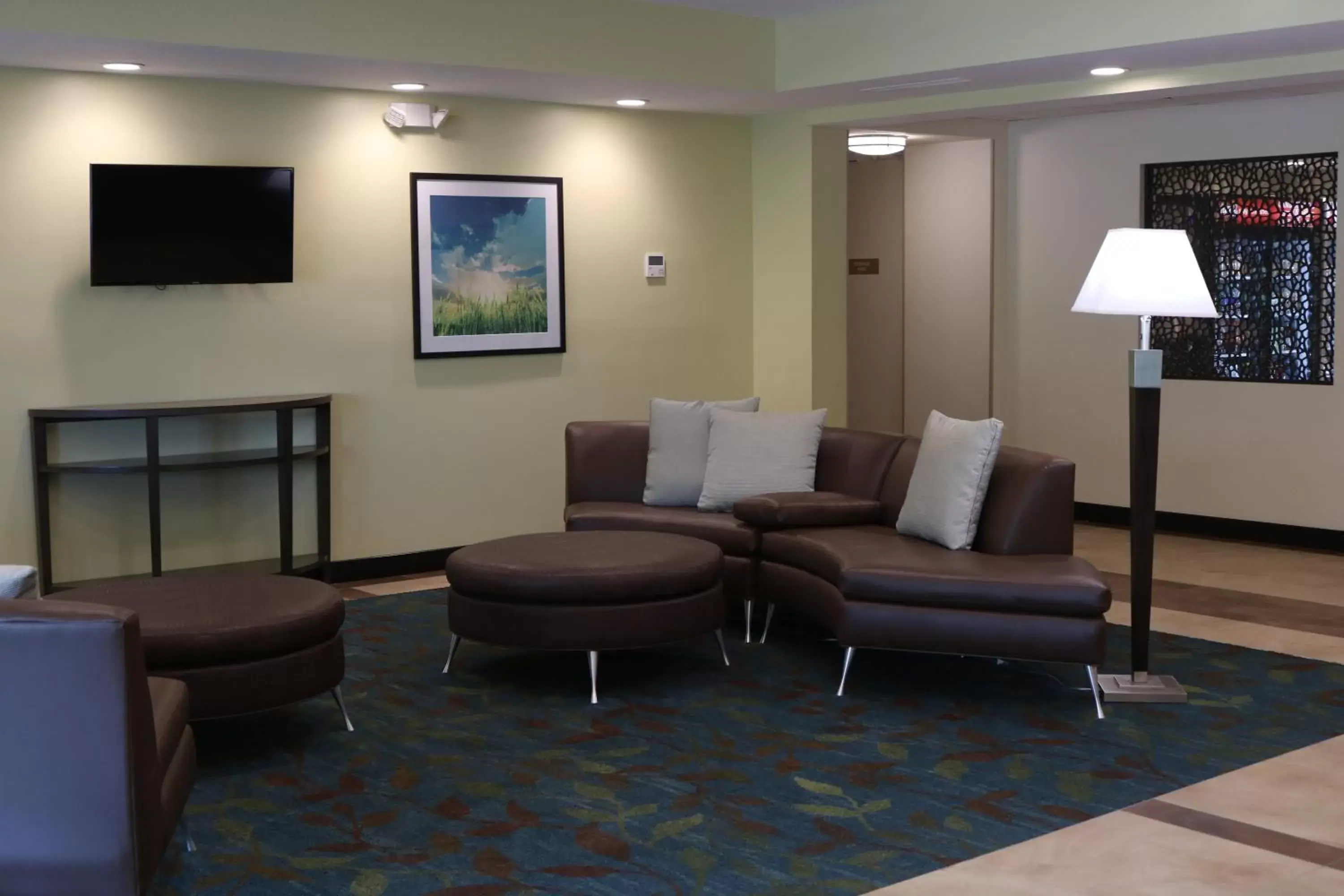 Lobby or reception, Seating Area in Candlewood Suites Nashville - Goodlettsville, an IHG Hotel