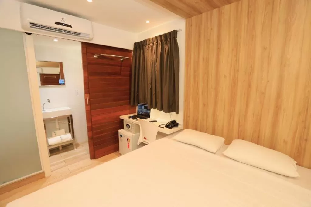 Photo of the whole room, Bed in Ecco Hotel Fortaleza