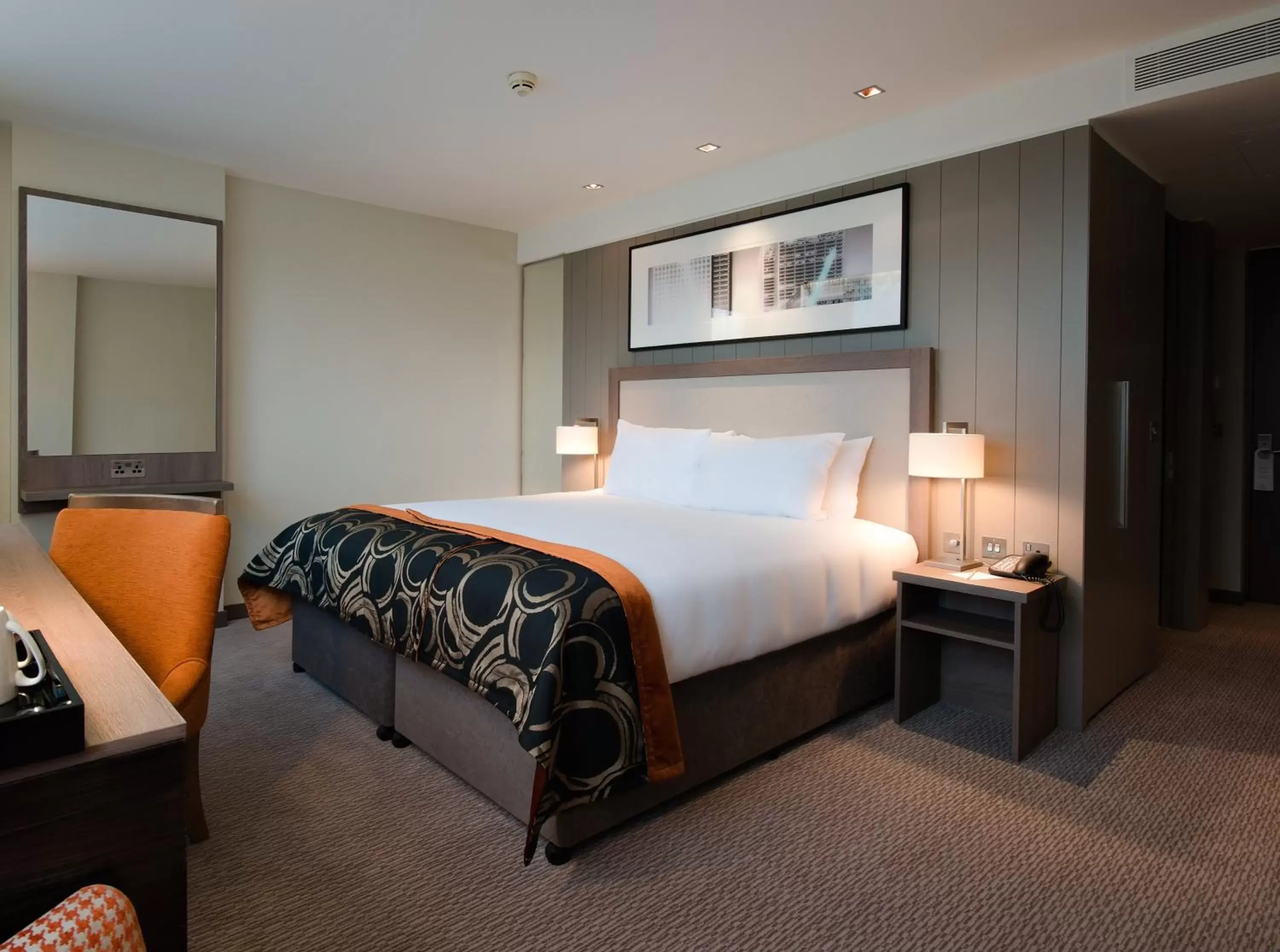 Photo of the whole room, Bed in Clayton Hotel Chiswick Photo of the whole room, Bed in Clayton Hotel Chiswick