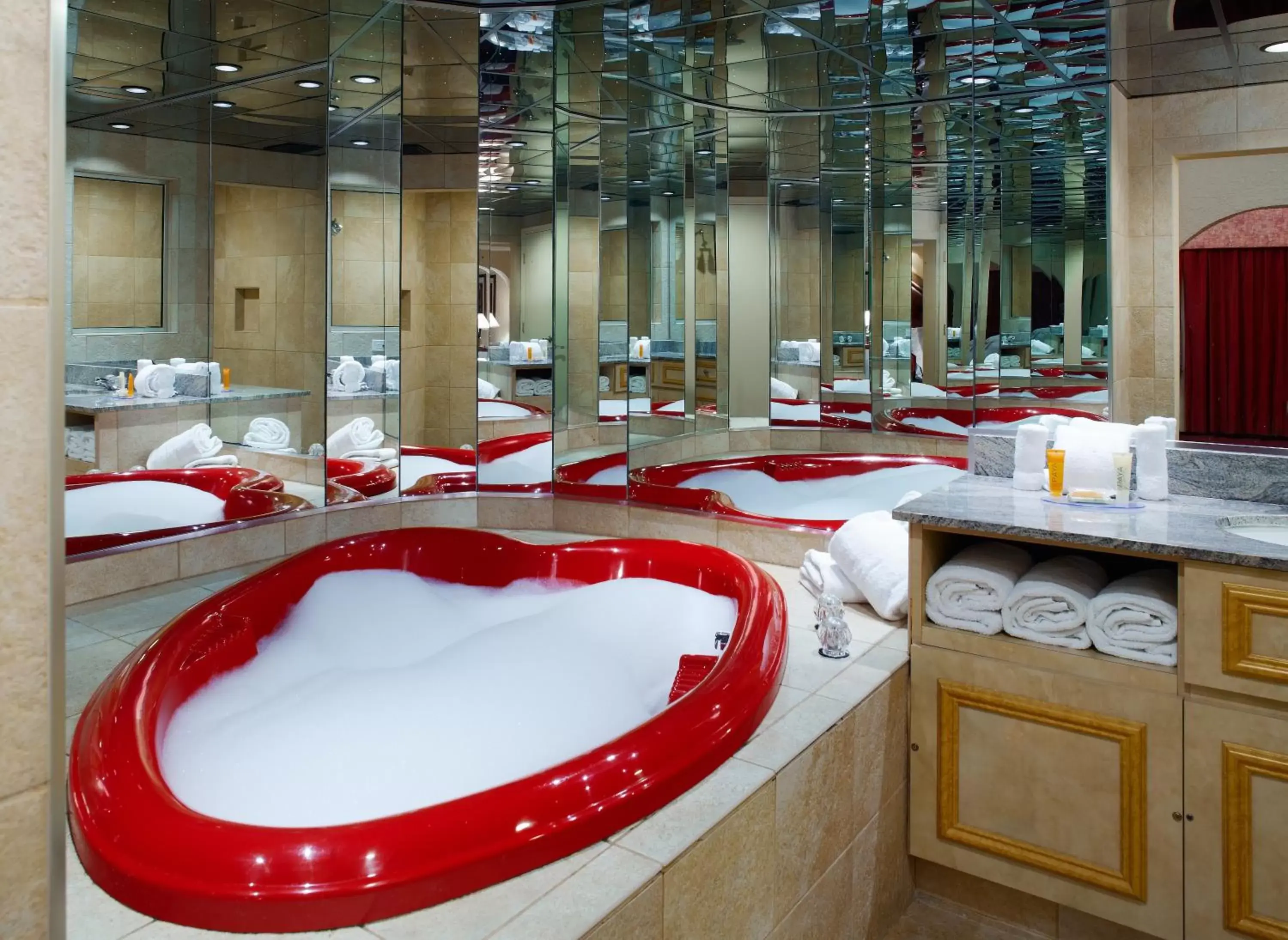 Bathroom in Paradise Stream Resort