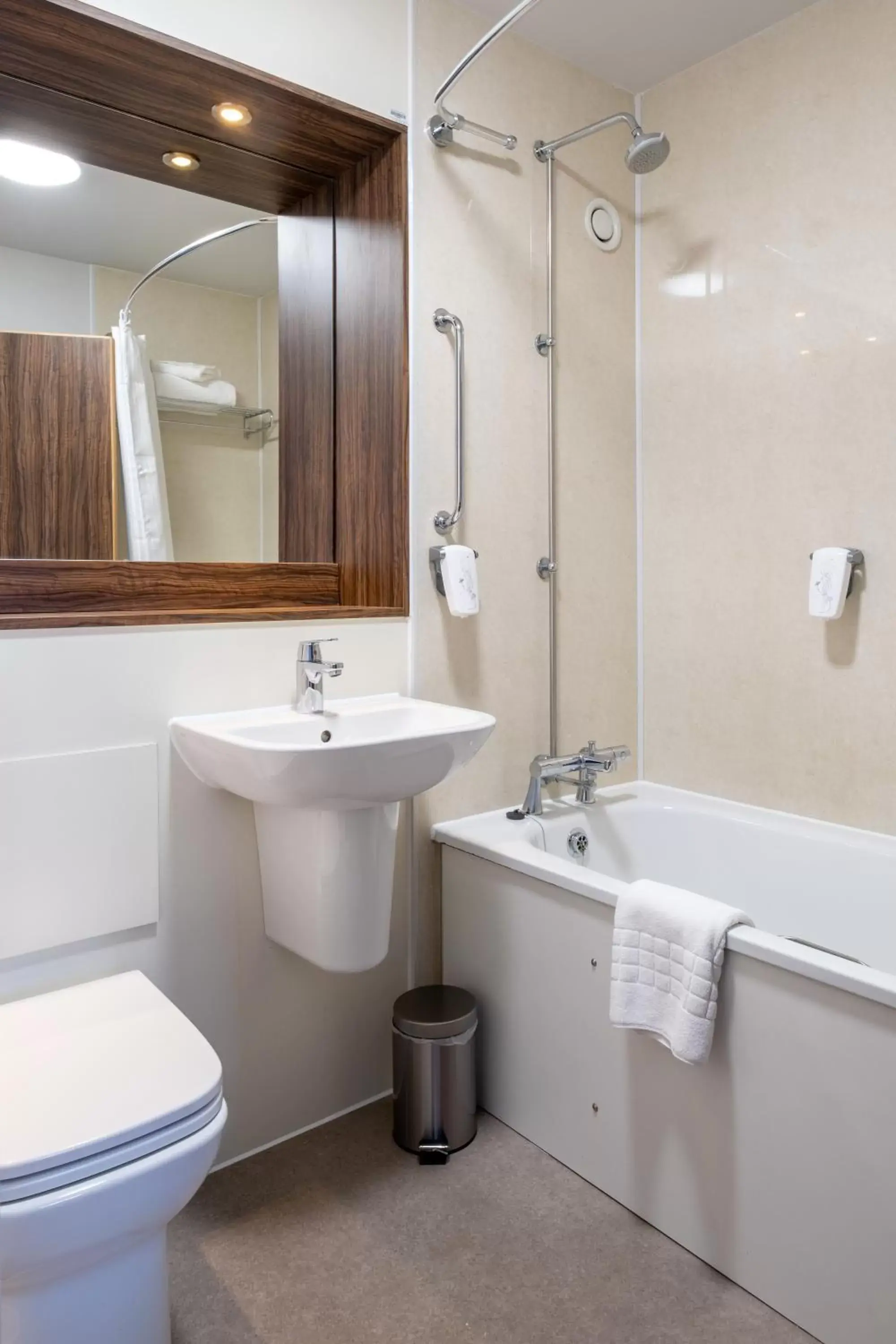 Bathroom in Two Rivers Lodge by Marston’s Inns