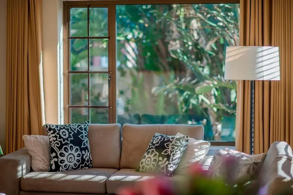 Lounge or bar, Seating Area in Palm Beach Guesthouse