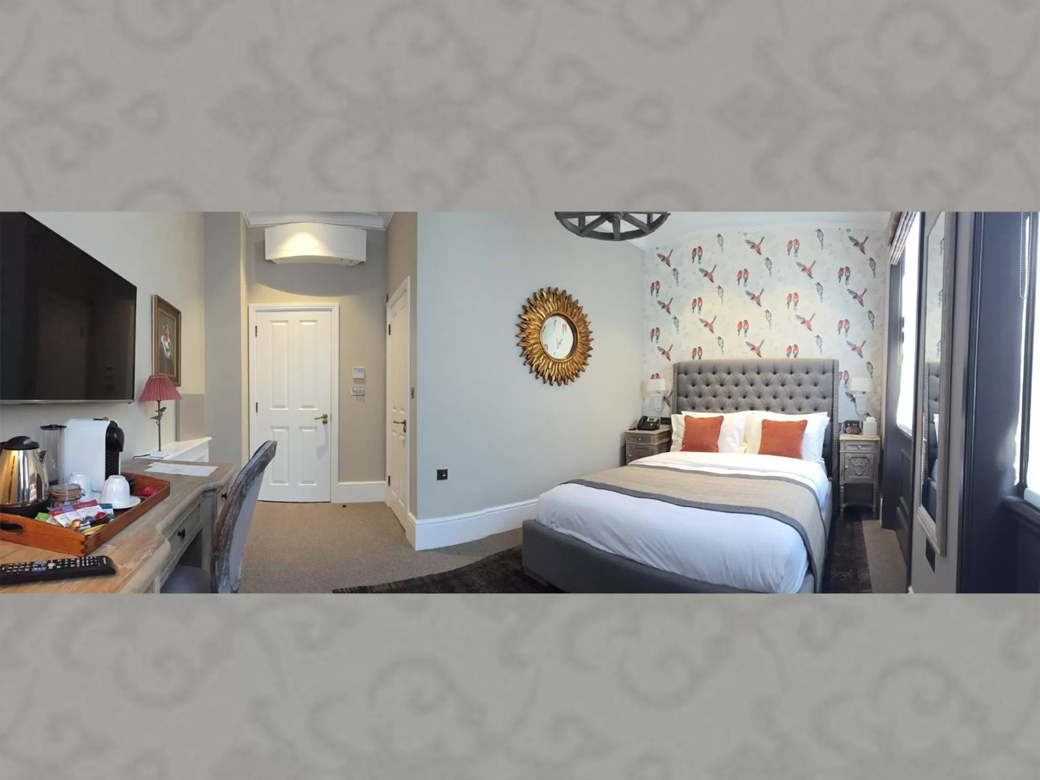 Photo of the whole room, Bed in The One Tun Pub & Rooms