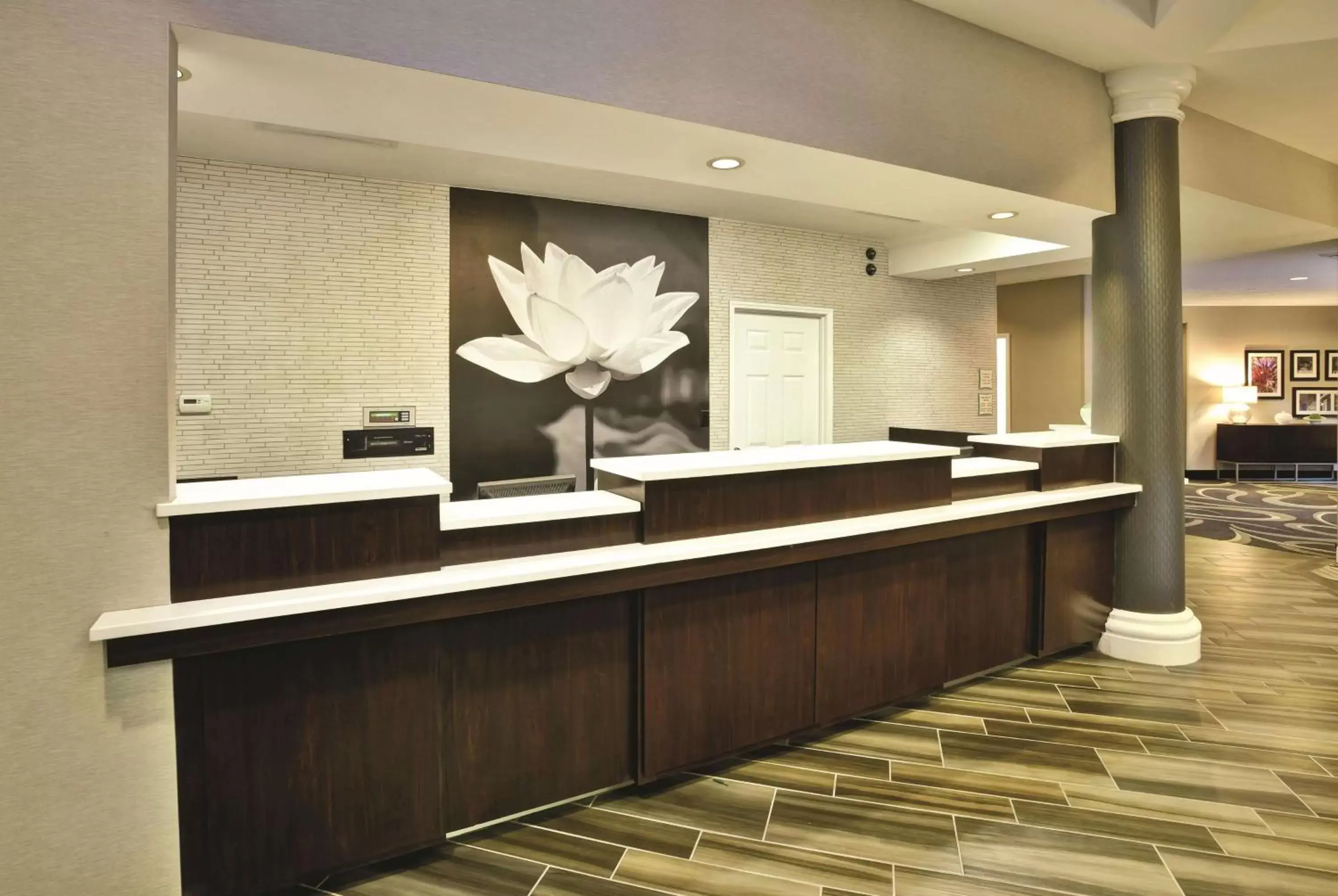 Lobby or reception, Lobby/Reception in La Quinta by Wyndham Birmingham Homewood