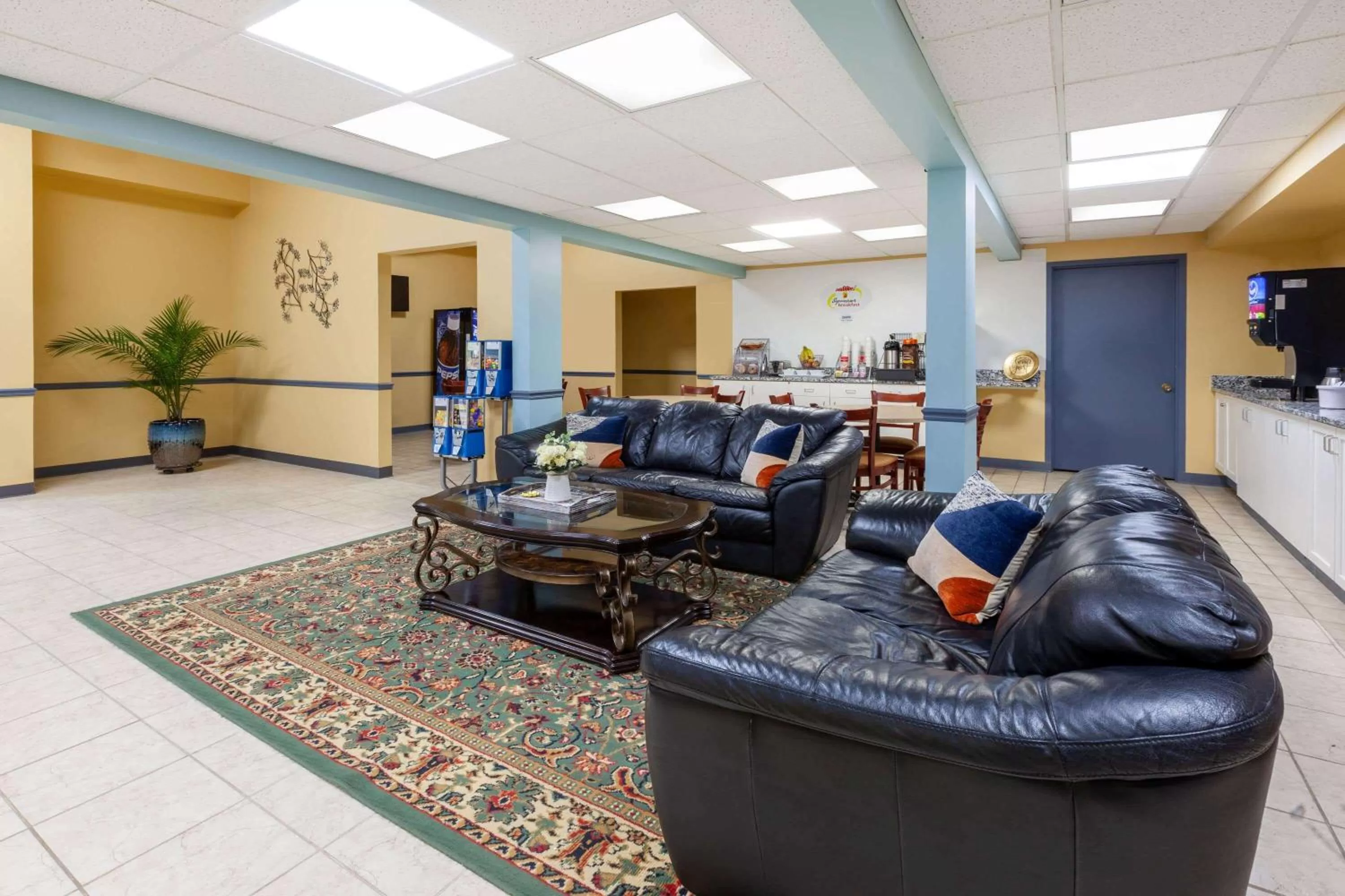 Lobby or reception in Super 8 by Wyndham Newcomerstown
