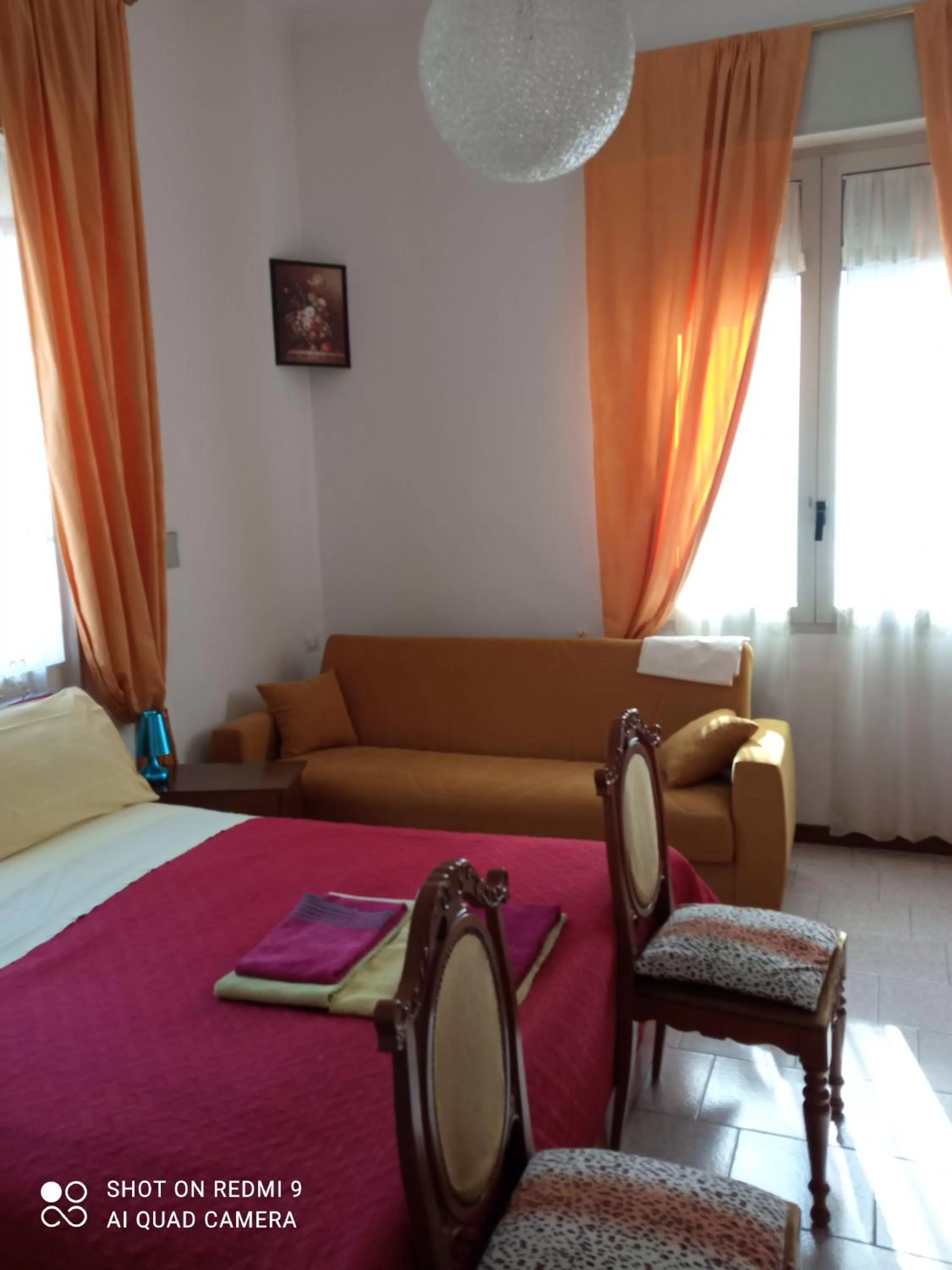 Seating Area in Fiera Otto