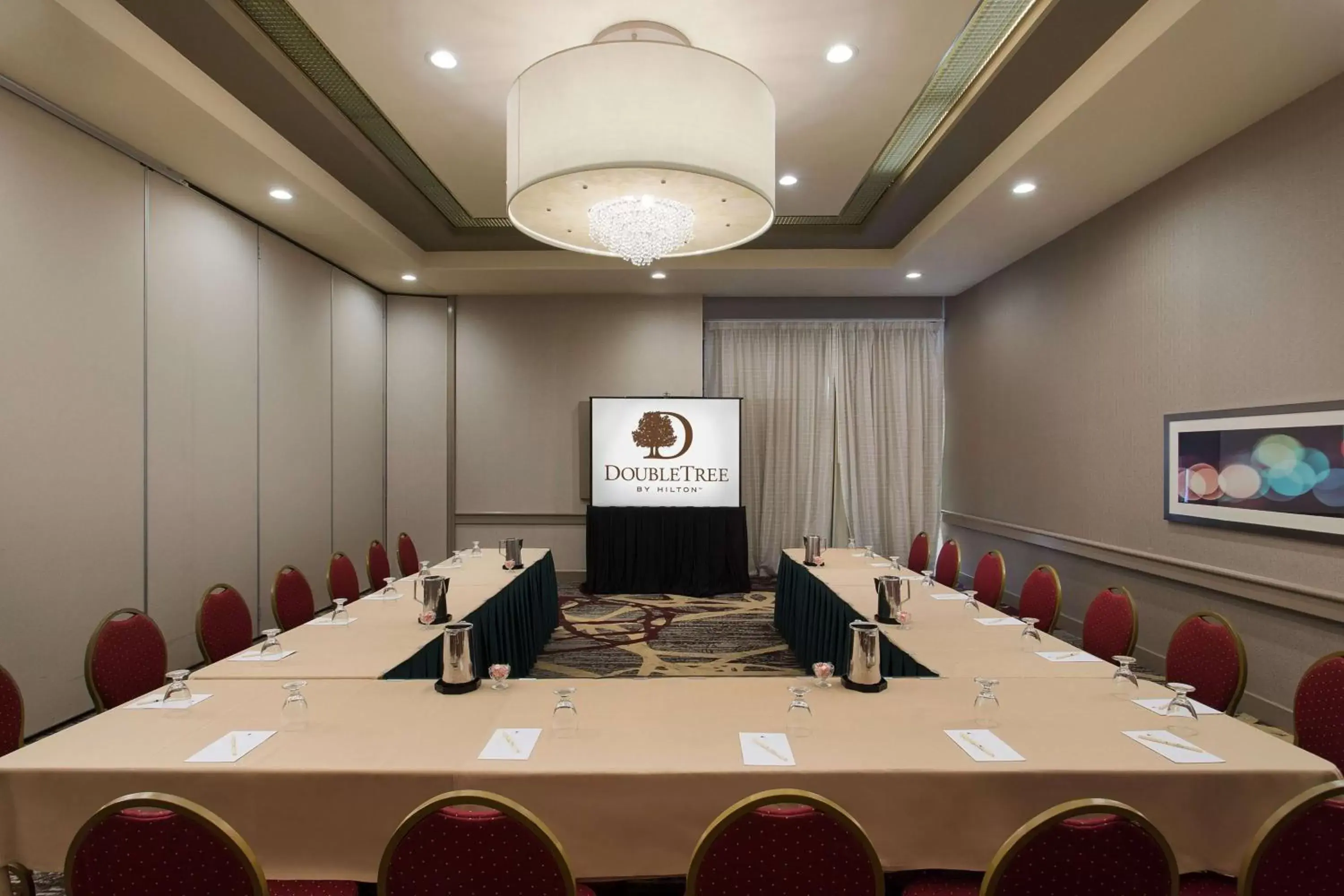 Meeting/conference room in DoubleTree by Hilton Los Angeles Norwalk