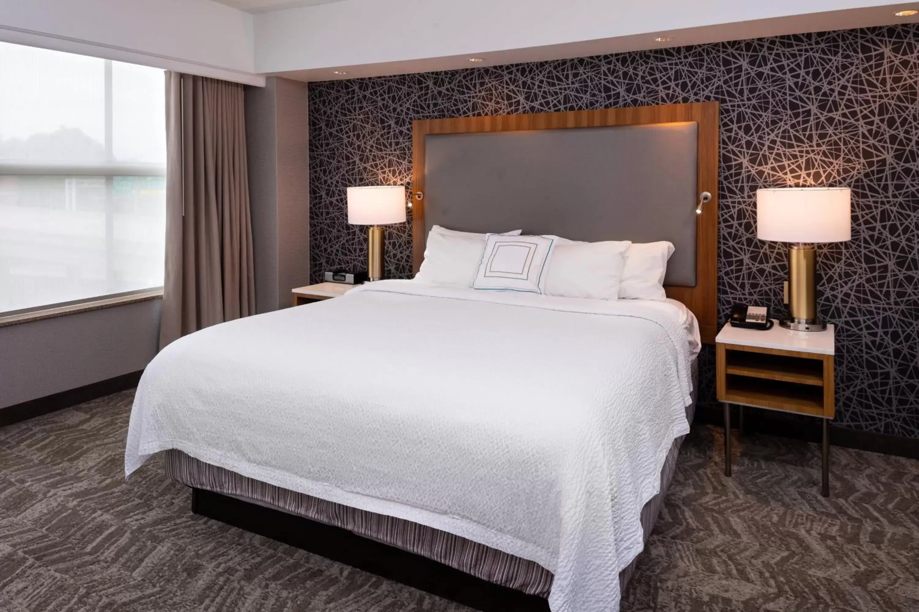 Bedroom, Bed in SpringHill Suites by Marriott Pittsburgh North Shore