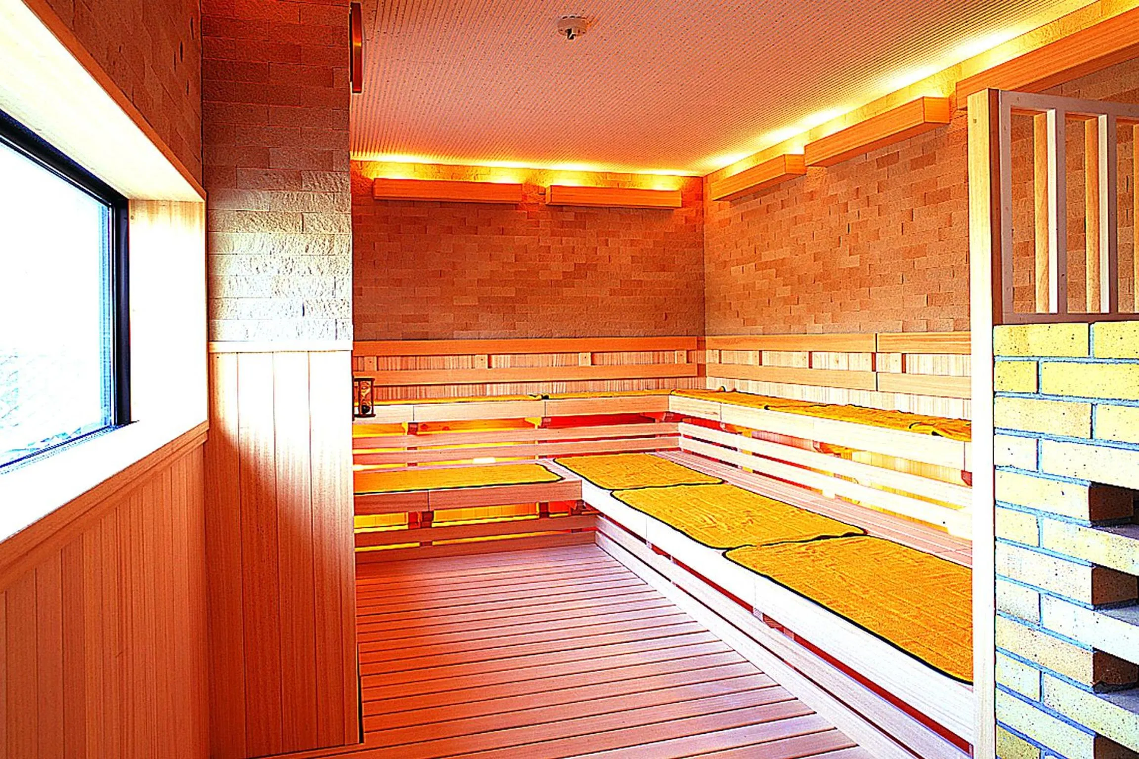 Spa and wellness centre/facilities in Wakayama Marina City Hotel