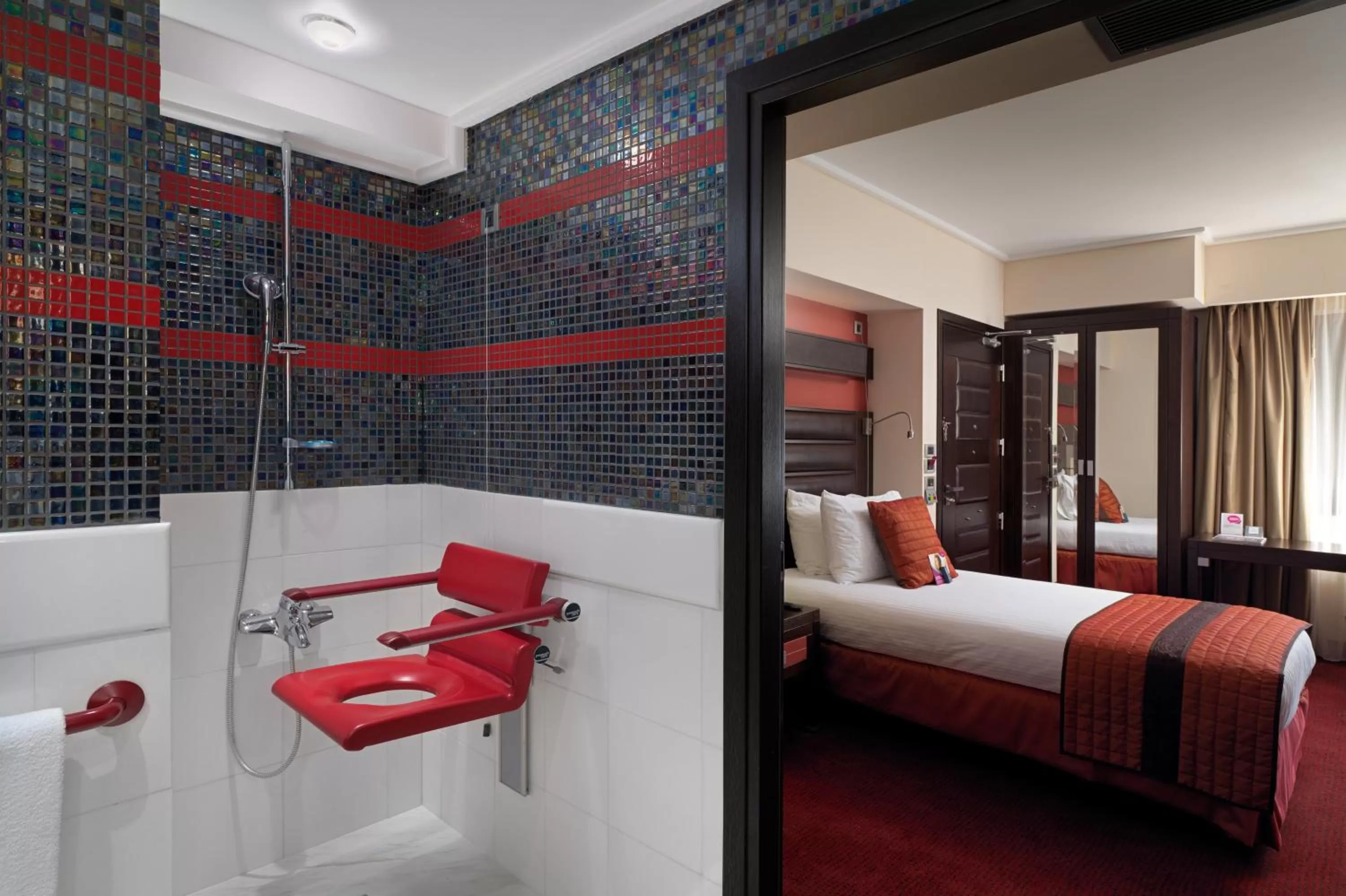 Photo of the whole room, Bed in Crowne Plaza Athens City Centre by IHG