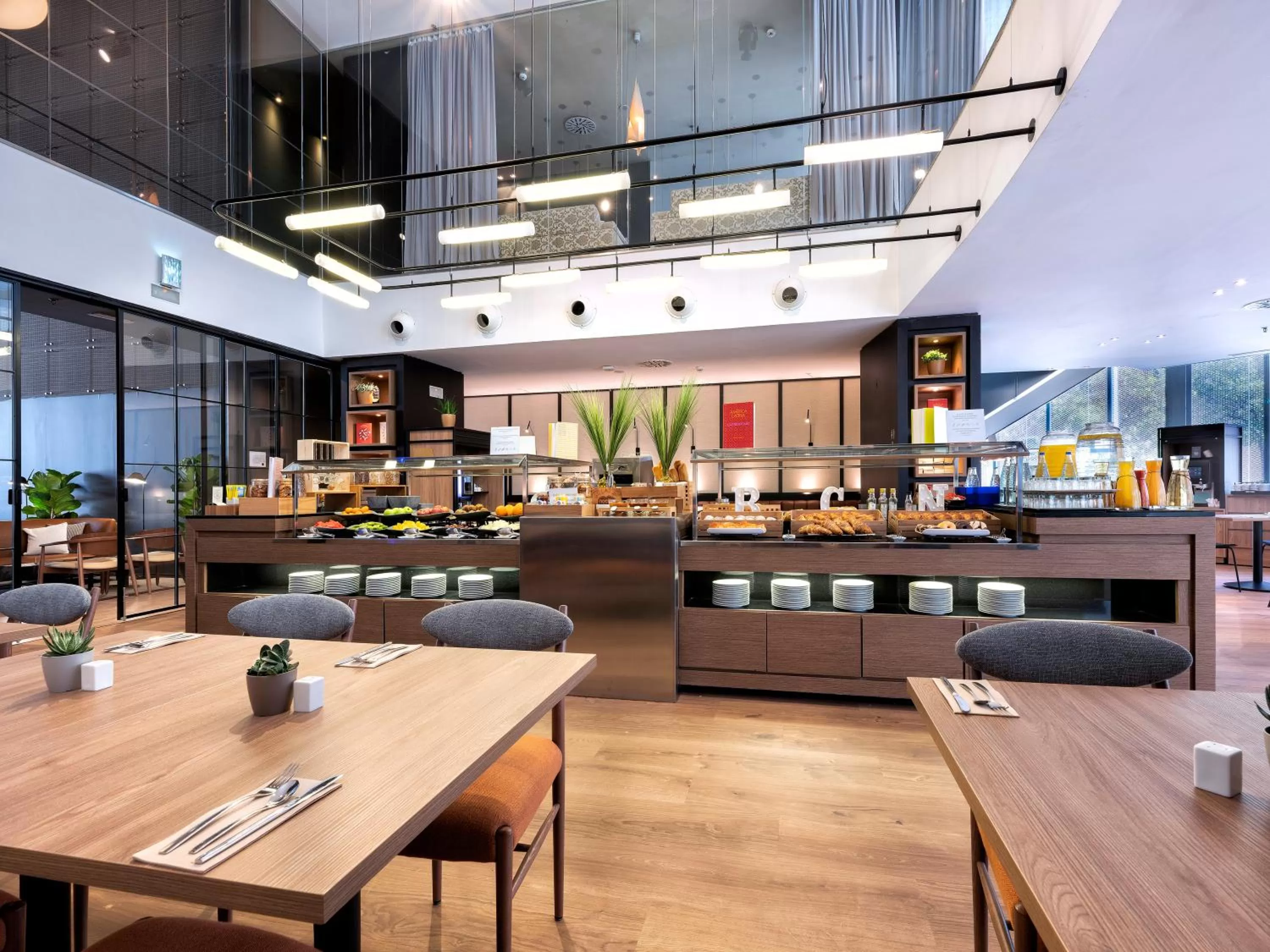 Restaurant/places to eat in Hotel Barcelona Condal Mar Affiliated by Meliá