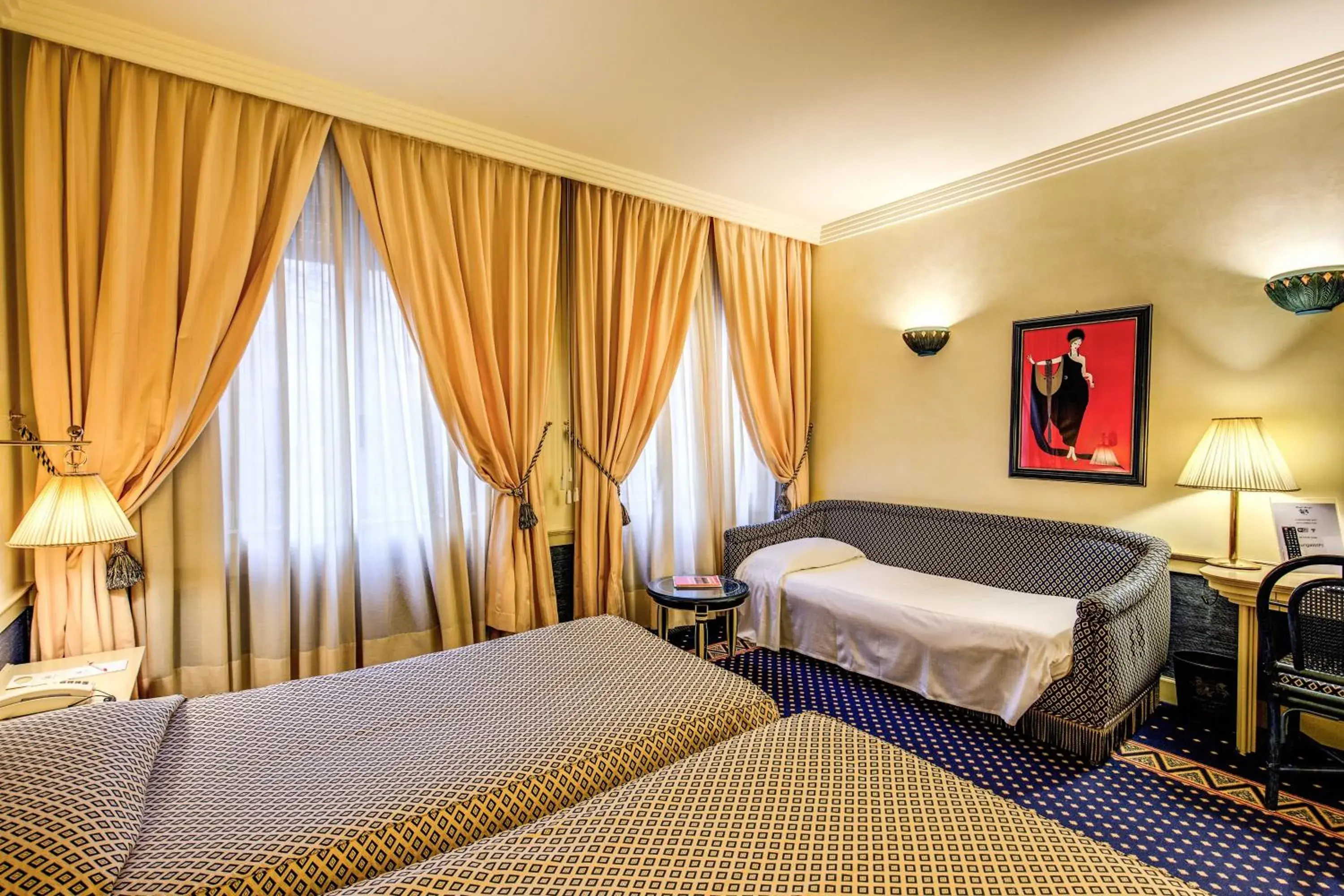 Bed in Hotel Auriga