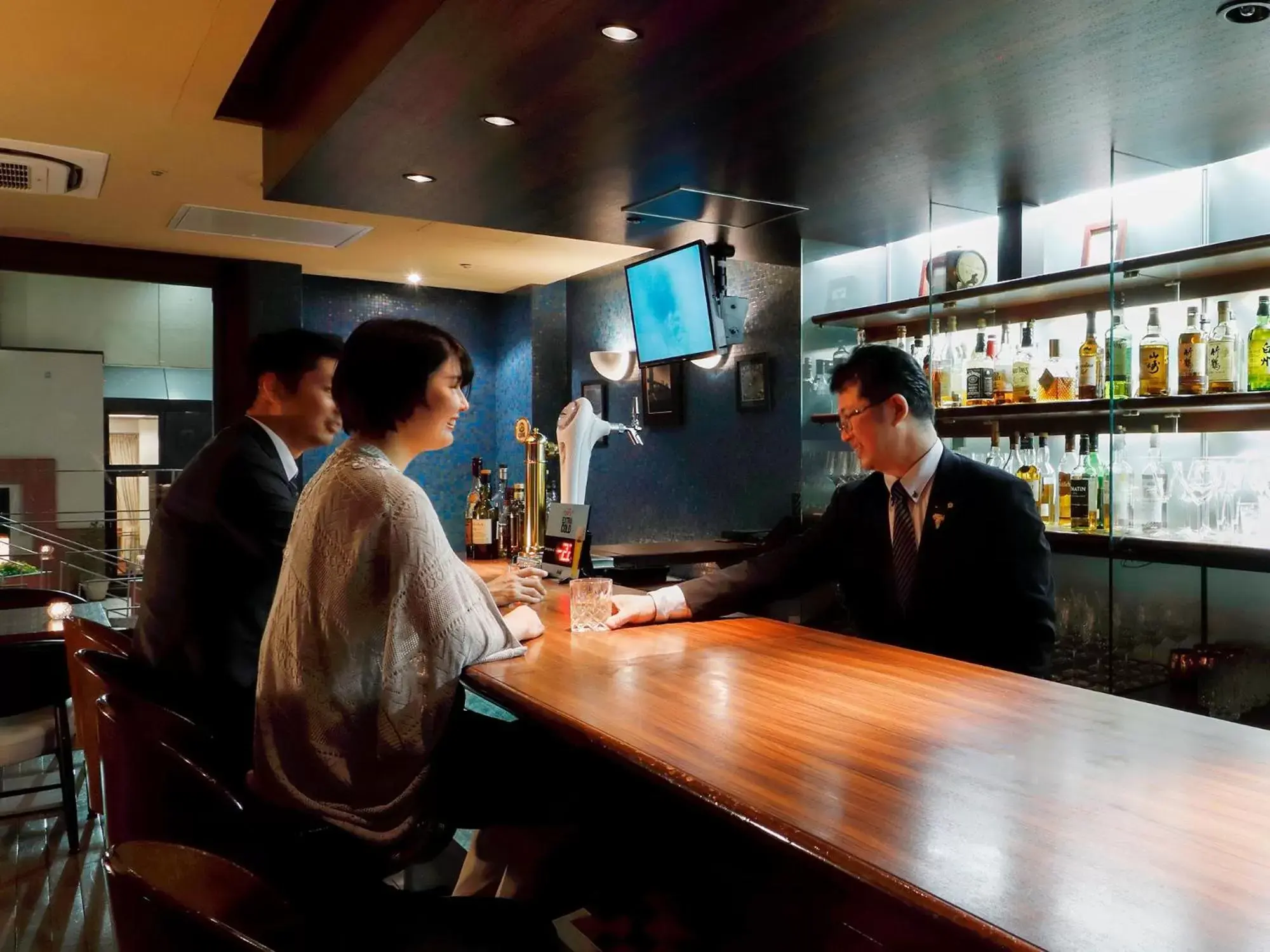 Lounge or bar in Premier Hotel -Tsubaki- Sapporo