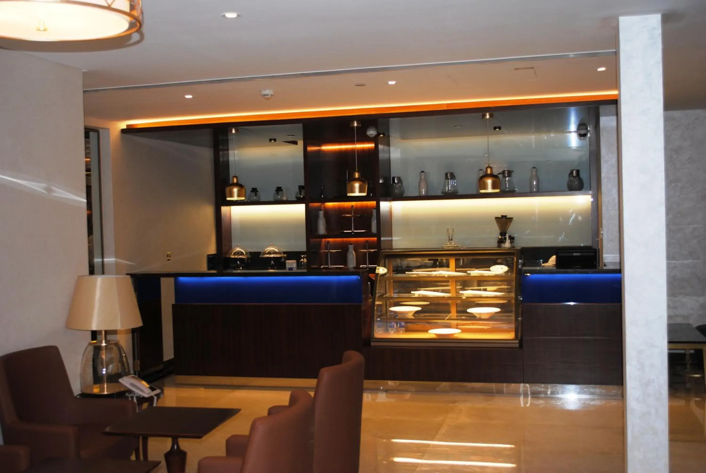 Lounge or bar in Raviz Center Point Hotel