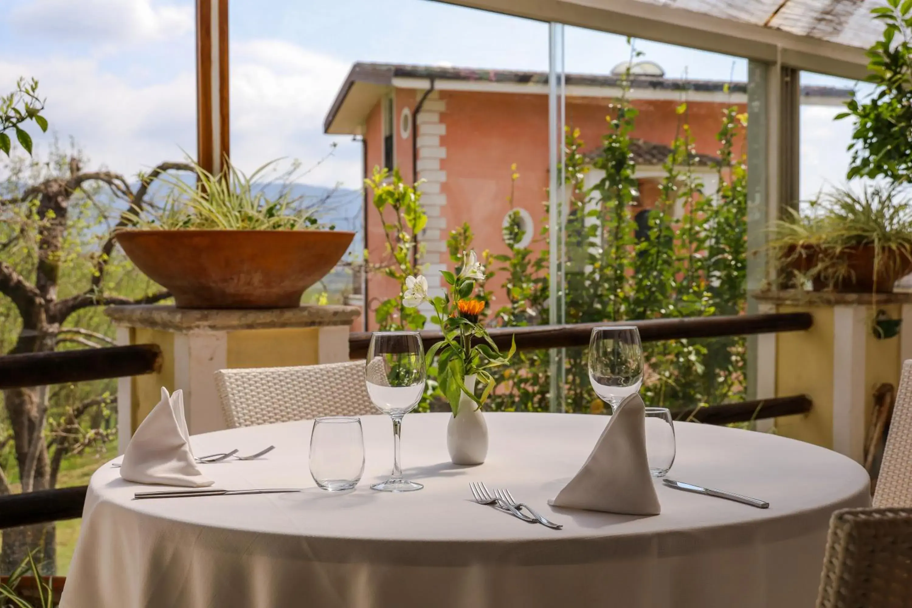 Restaurant/Places to Eat in Hotel Villa Rizzo Resort and Spa