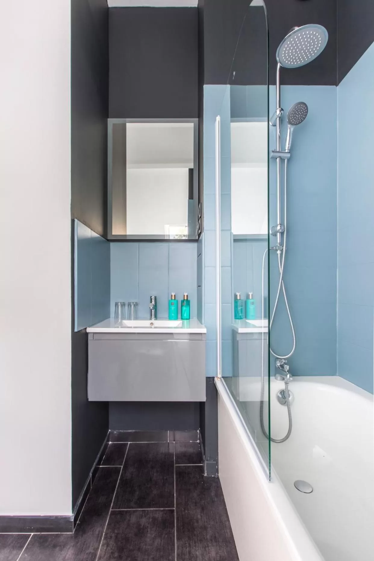 Bedroom in Au Chat Qui Dort Lille - Villa Gounod