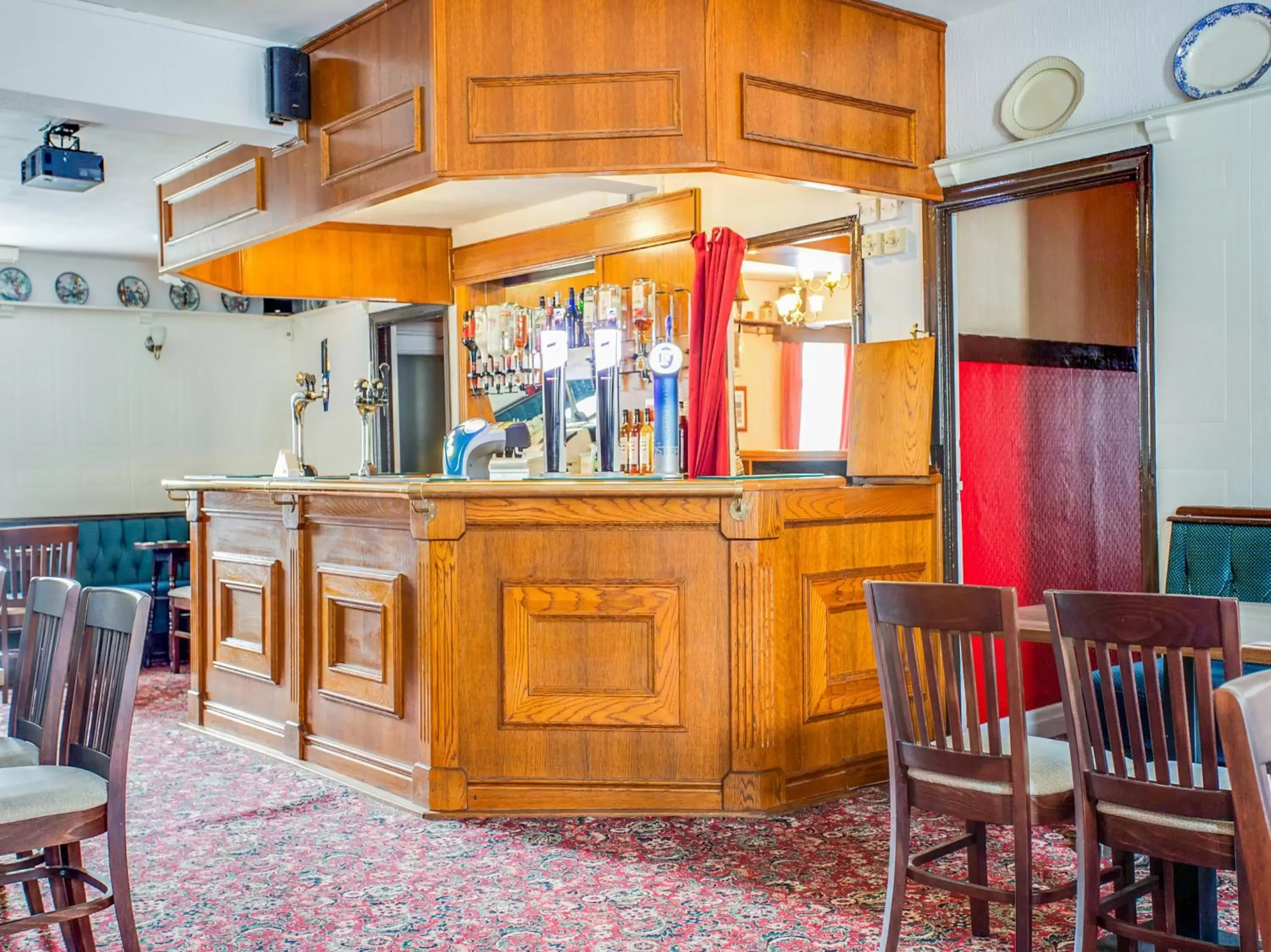Lounge or bar in OYO The Village Inn, Murton Seaham