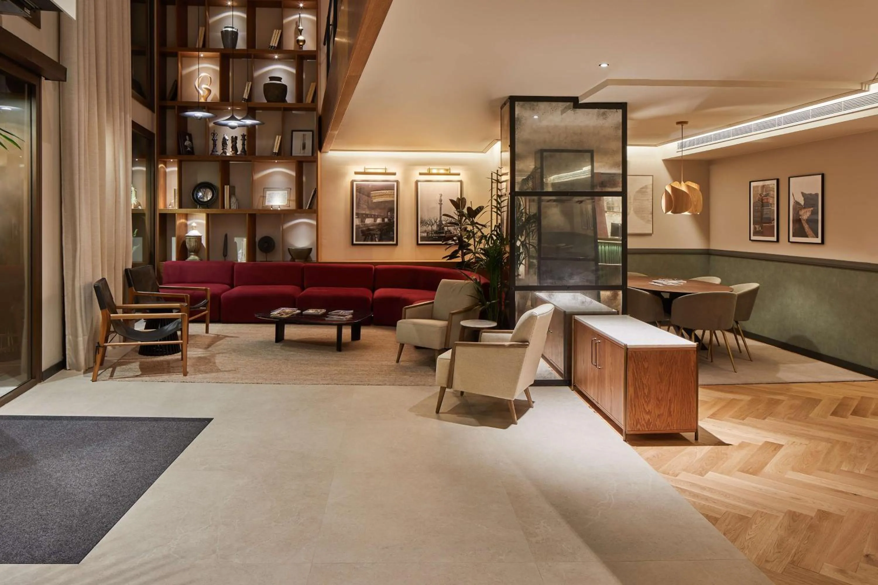 Lobby or reception in Via Sants Hotel Barcelona, Tapestry Collection By Hilton