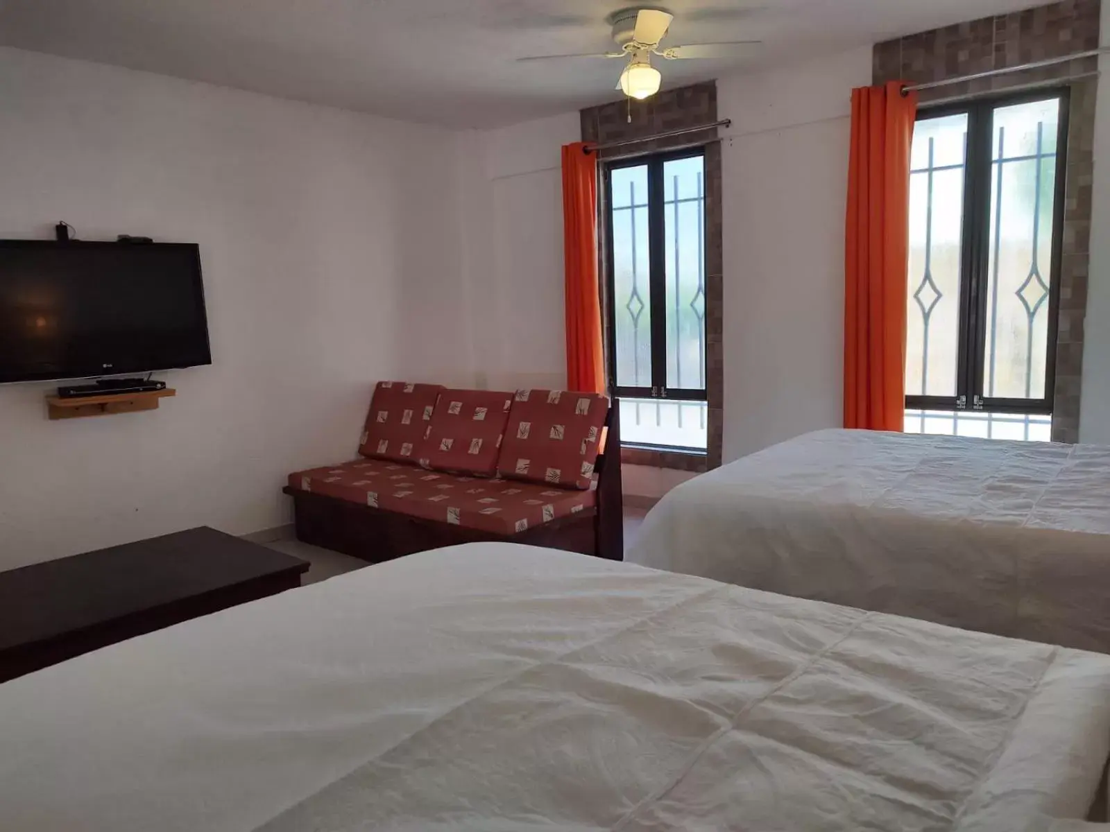 Bedroom, Bed in Hotel Alcatraces