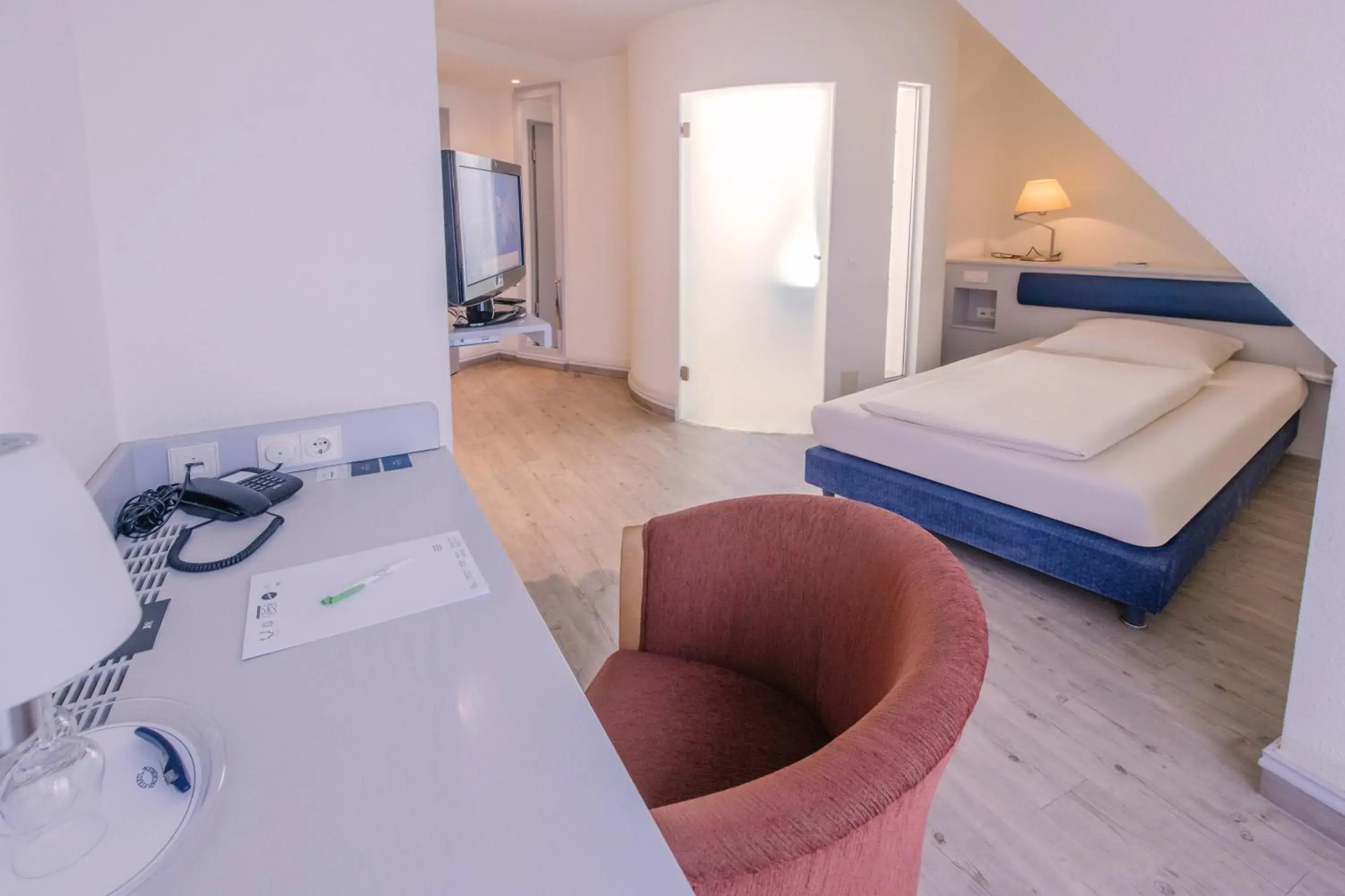 Photo of the whole room, Bed in Hotel Gasthaus Rottner Photo of the whole room, Bed in Hotel Gasthaus Rottner