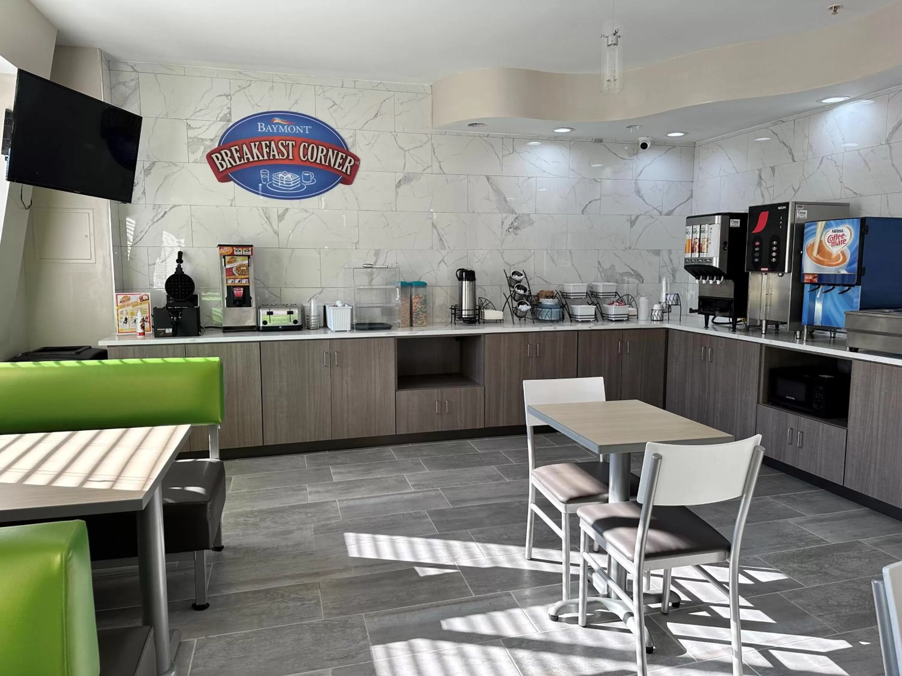 Breakfast in Baymont by Wyndham Noblesville