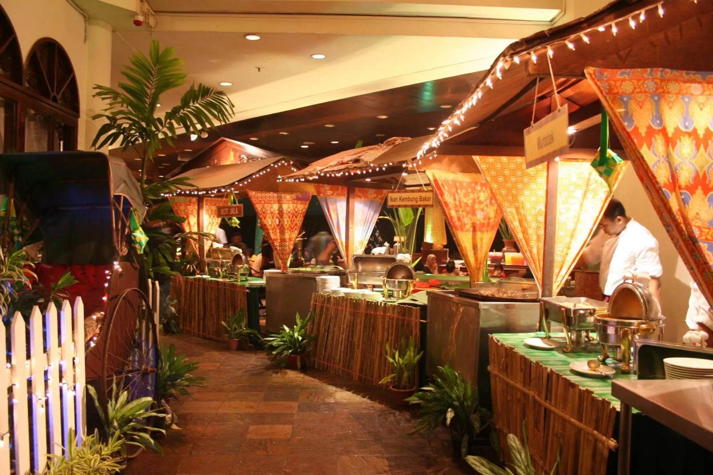 Staff, Restaurant/Places to Eat in Le Grandeur Palm Resort Johor